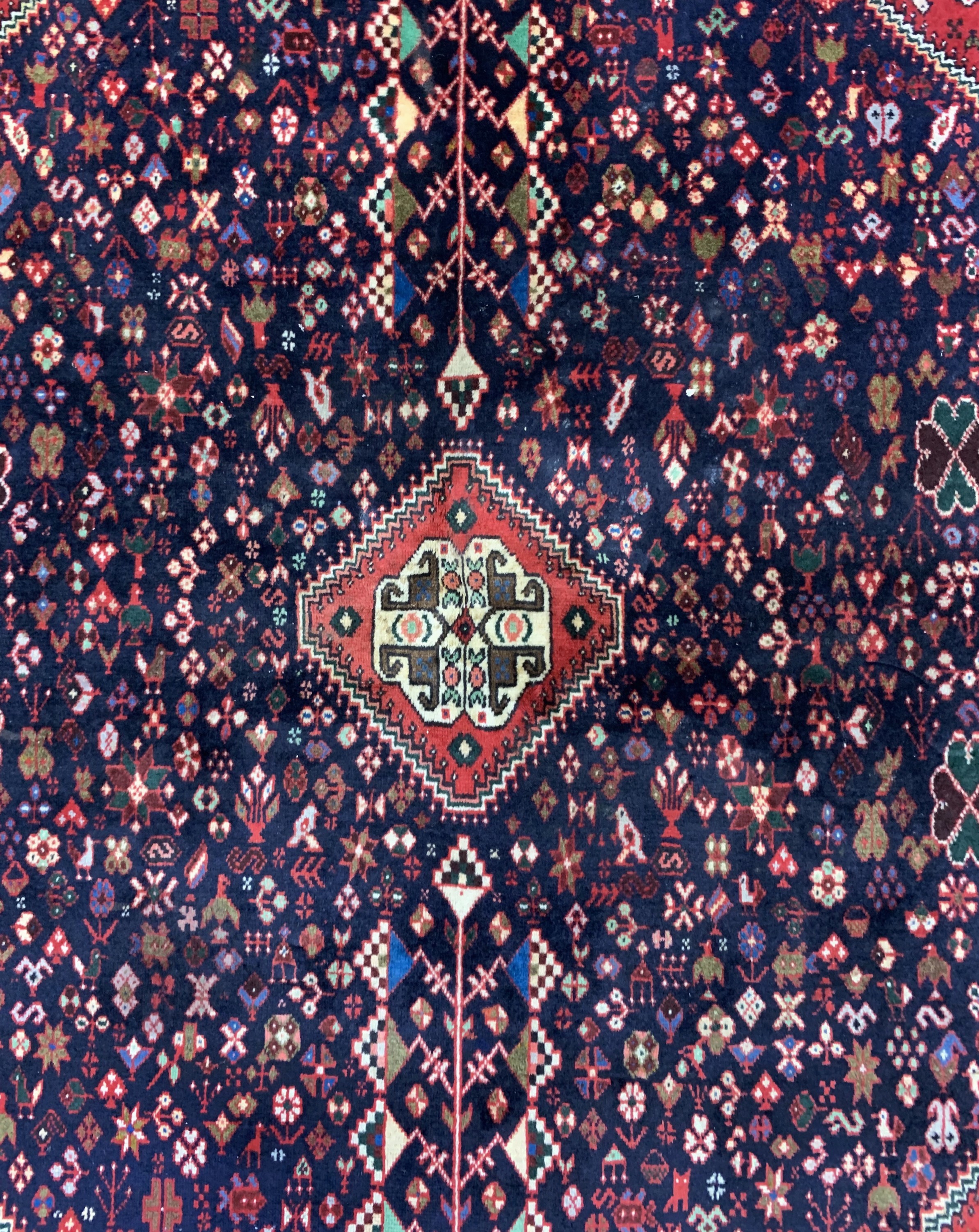 Detail b: Abadeh, Persien, ca. 50 Jahre, Wolle auf Baumwolle, ca. 245 x 150 cm, EHZ: 2