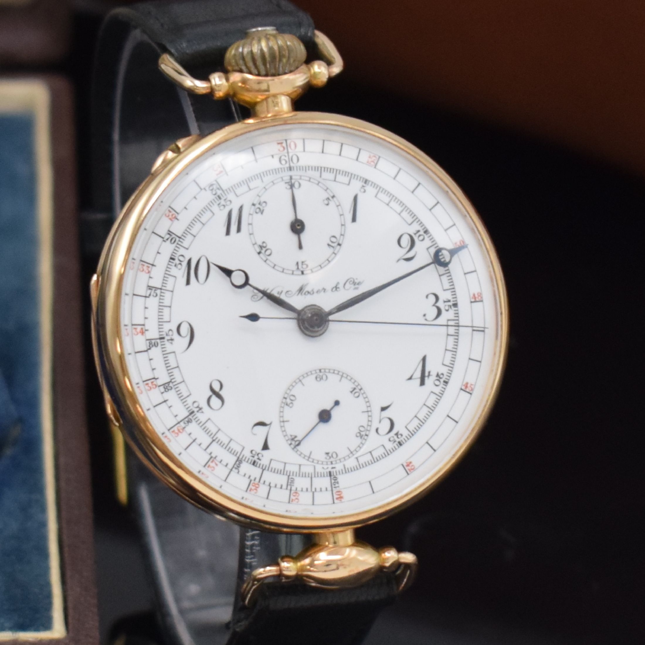 Detail e: Hy MOSER & Cie. sehr seltener früher großer Schaltradchronograph in RG 585/000 mit original Etui, Schweiz um 1932, Handaufzug, glattes ...