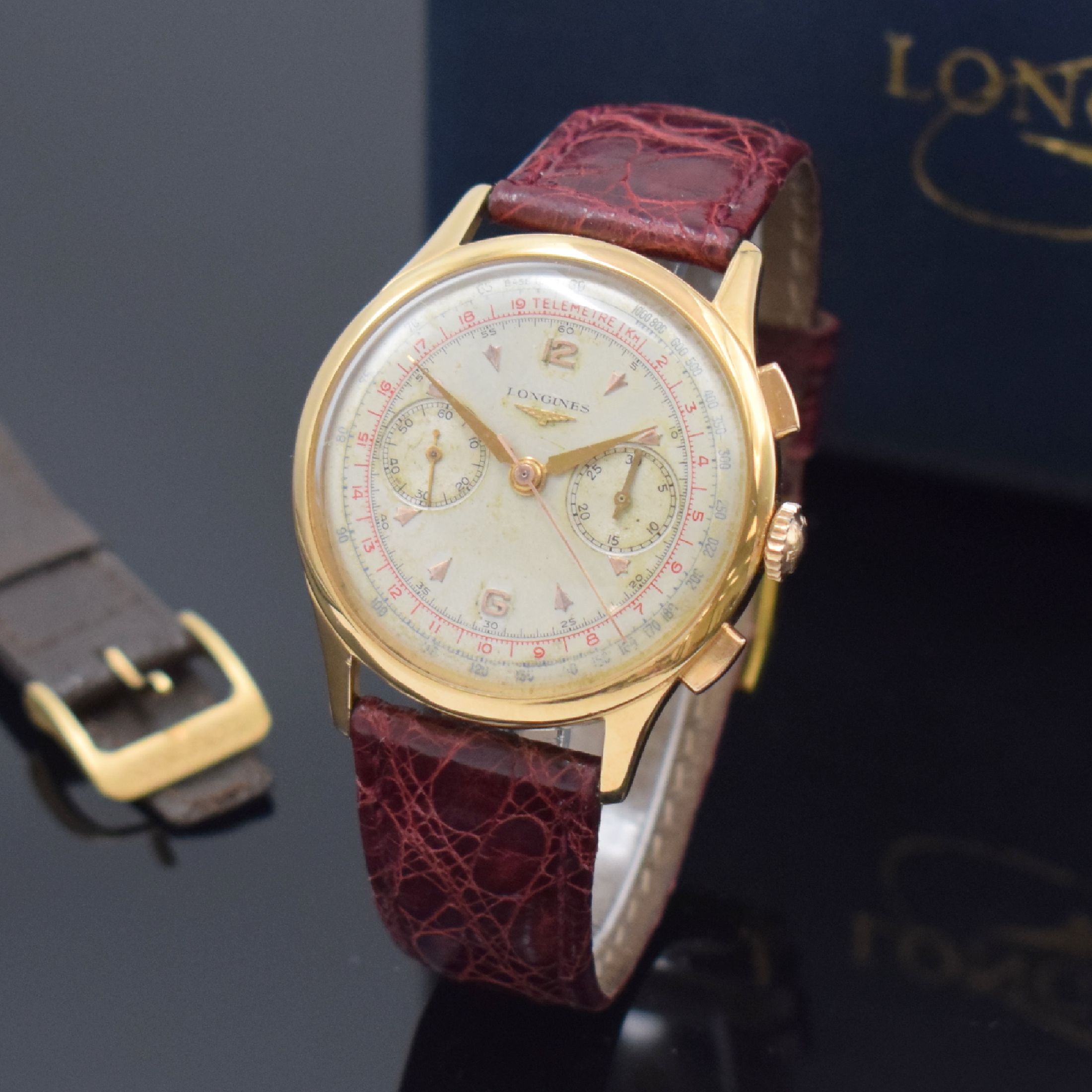 Detail a: LONGINES 30CH großer Flyback- Schaltradchronograph in RoseG 750/000 Referenz 5967, Handaufzug, Schweiz um 1955, 3-teil. Geh., Boden und Glasrand ...