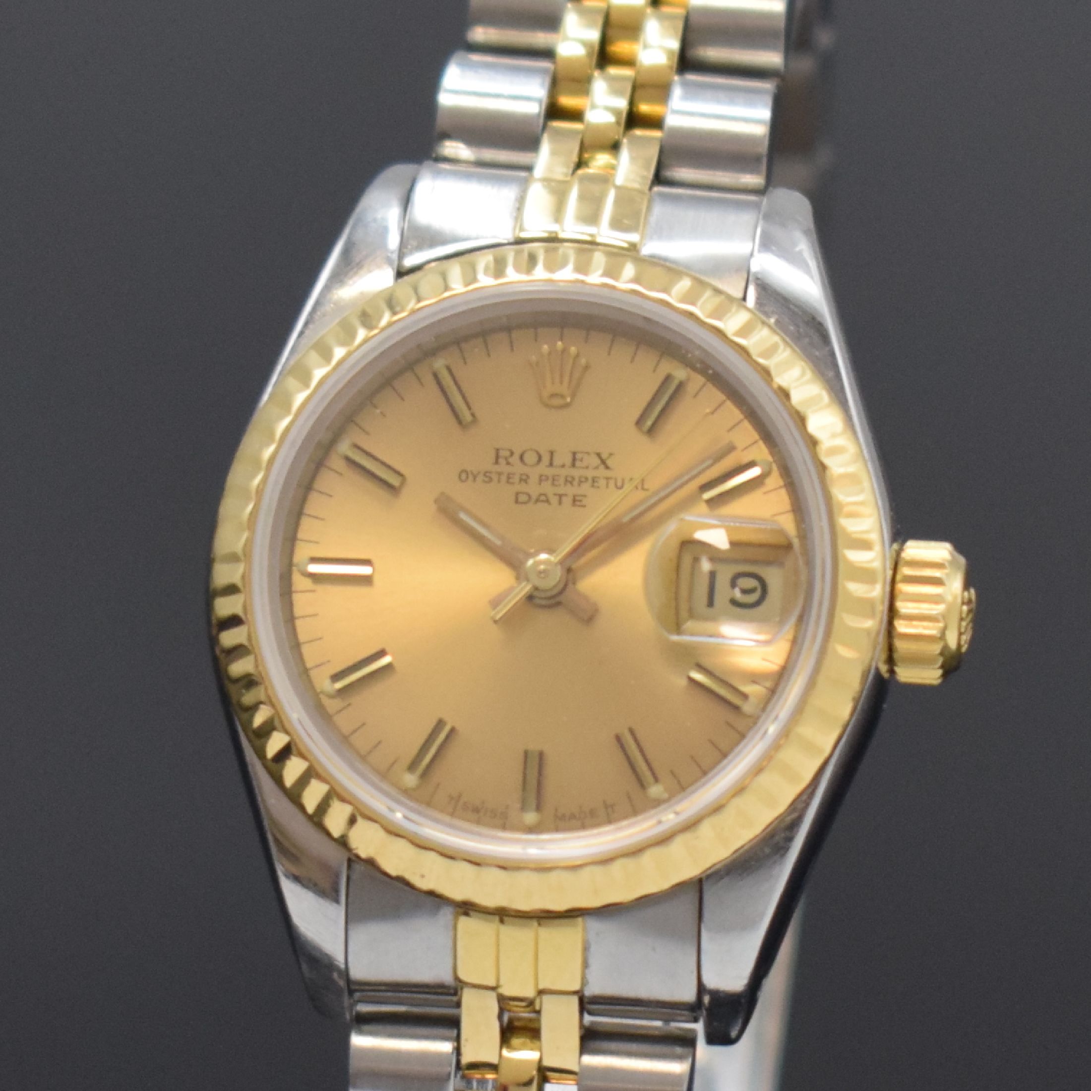 Detail a: ROLEX Damenarmbanduhr Oyster Perpetual Date Referenz 69173, Automatik, Edelstahl/Gold kombiniert inkl. Jubileeband m. Faltschl., champagnerfarb. ...