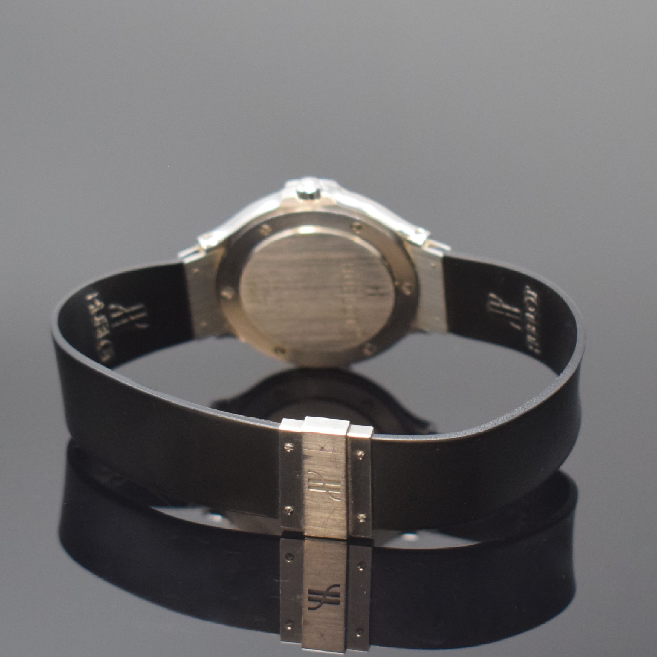 Detail b: HUBLOT MDM Armbanduhr in Stahl Referenz 140.10.1, Schweiz um 1995, quarz, Boden 6- fach verschr., orig. Kautschukband m. dopp. Faltschl., schwarzes ...