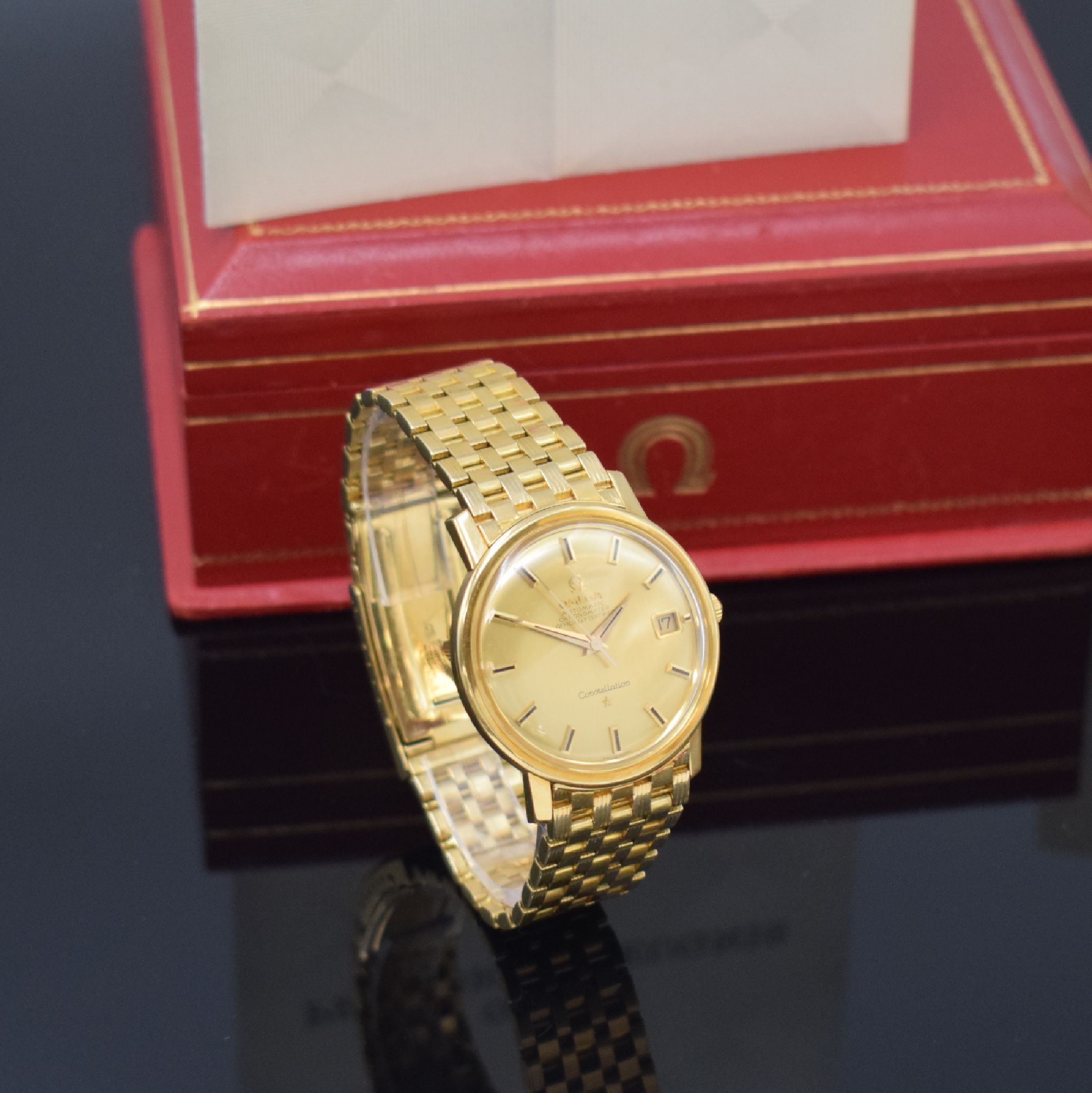 Detail b: OMEGA seltener Armbandchronometer Constellation II De Luxe Calendar in GG 750/000 Referenz 168.010/11, Automatik, verschr. Geh., orig. GG 750/000 ...
