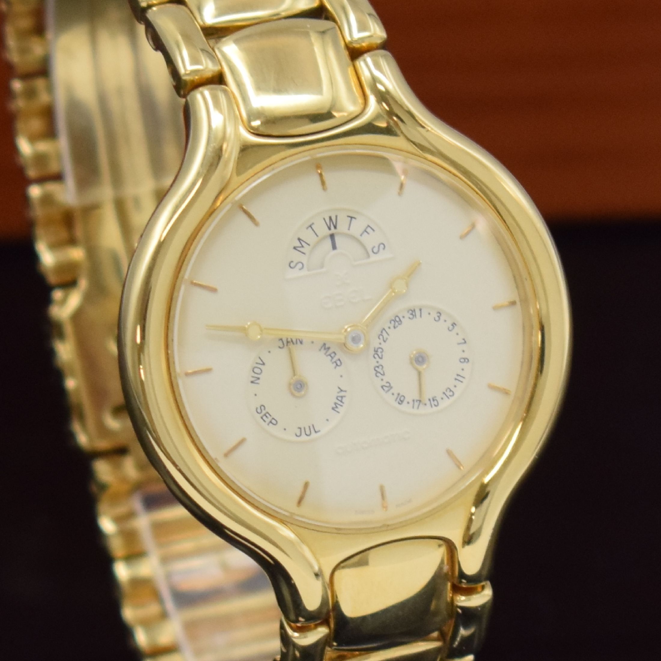 Detail c: EBEL Beluga Armbanduhr in GG 750/000 Referenz 8951950, Automatik, Schweiz um 1990, Boden 4-fach verschr., Gliederband m. Faltschl., elfenbeinfarb. ...