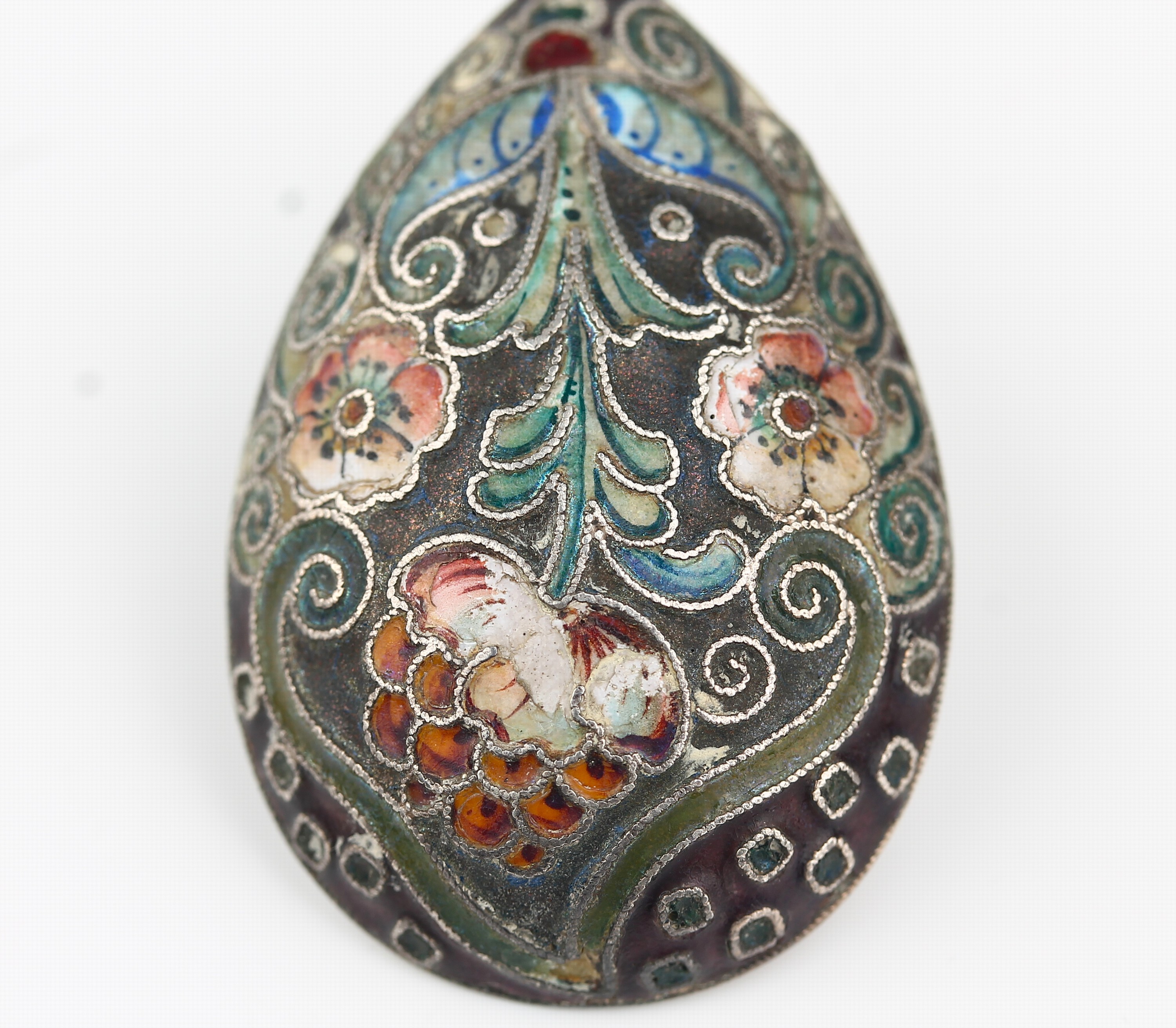 Detail b: Zierlöffel, Russland um 1900-1908, 84er Silber, Handhabe und Laffenrückseite mit Cloisonne-Email, florale Darstellungen, Blütennachträglich ...