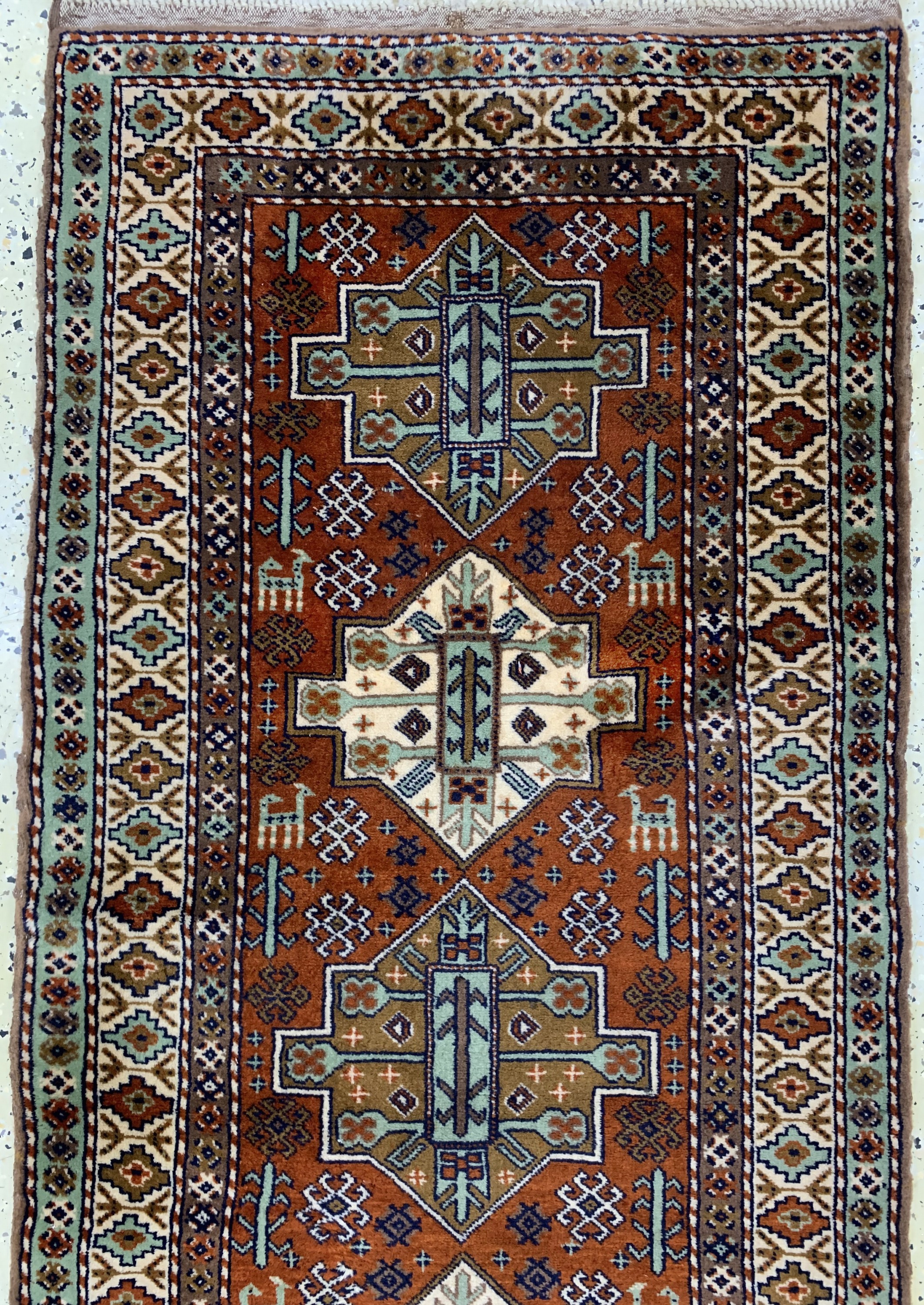 Detail a: Melas fein, Türkei, ca. 50 Jahre, Wolle aufWolle, ca. 329 x 75 cm, EHZ: 2