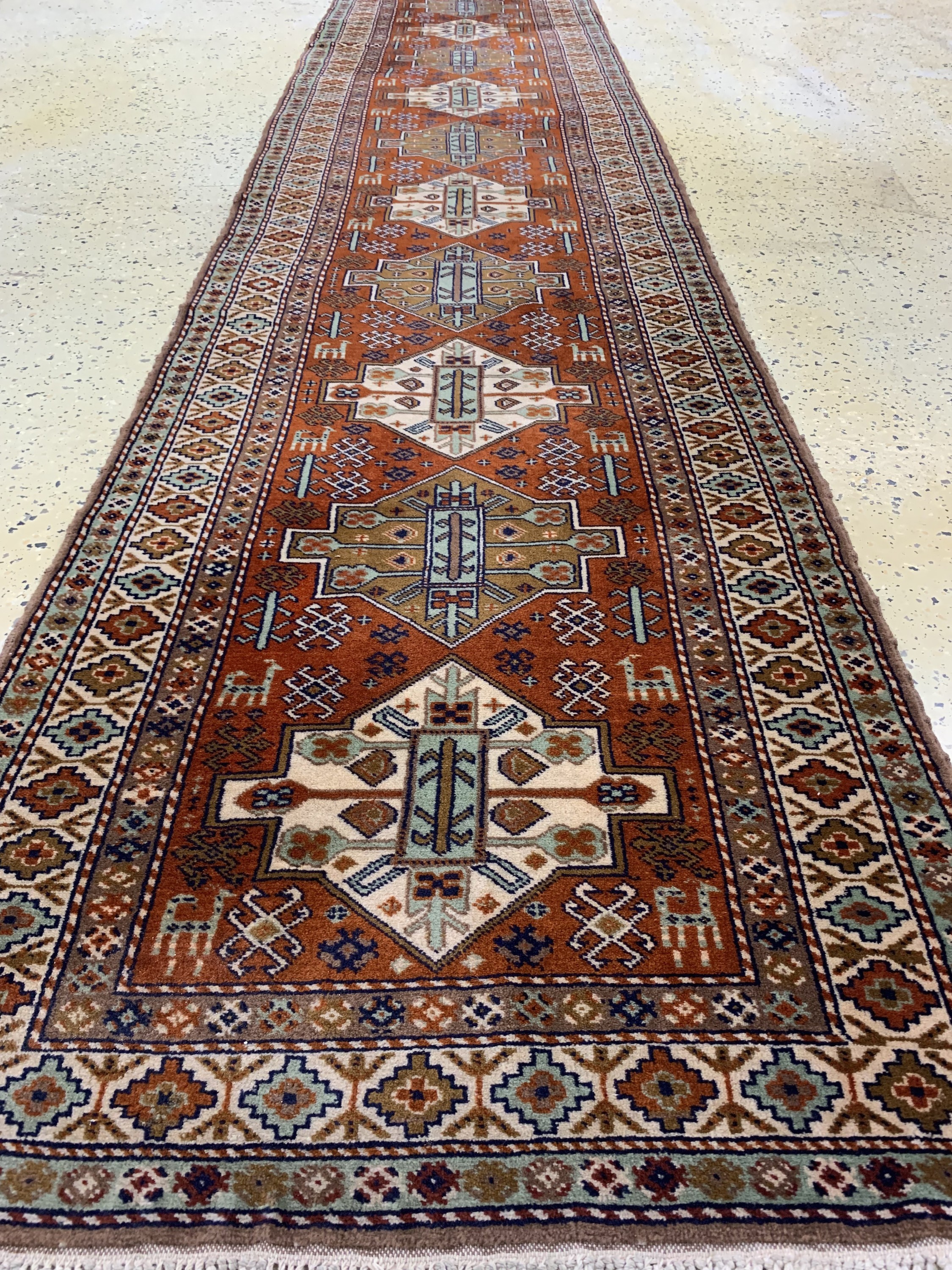 Detail c: Melas fein, Türkei, ca. 50 Jahre, Wolle aufWolle, ca. 329 x 75 cm, EHZ: 2
