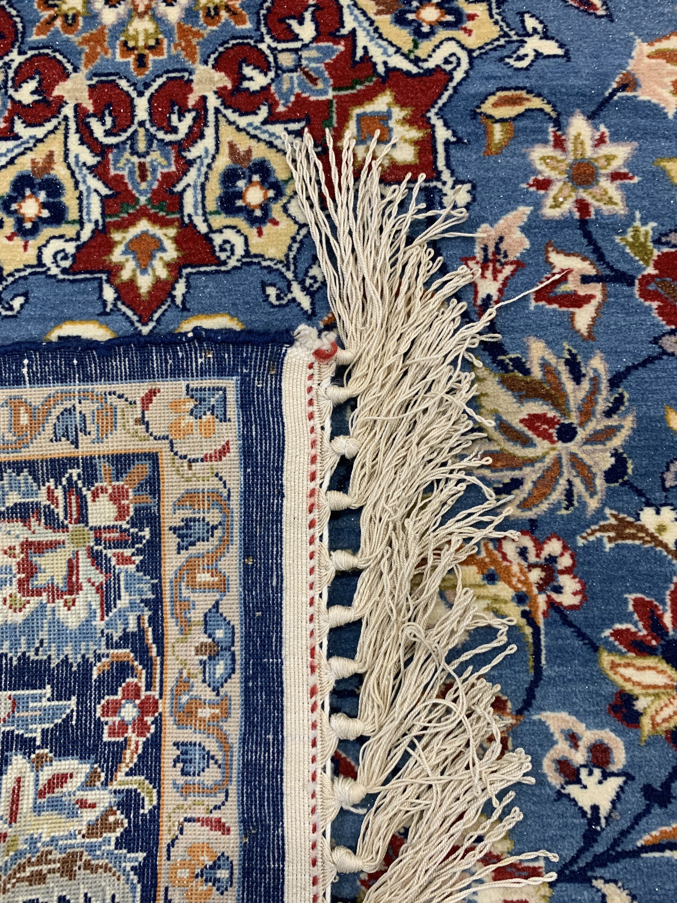 Detail c: 1 Paar Esfahan fein, Persien, um 1960, Korkwolle auf Seide, ca. 105 x 68 cm, ca. 1,0 Mio. Kn/qm, EHZ: 1-2(Abrasch)