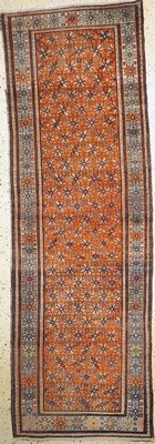 Image 26740566 - Hamadan old, Persia, around 1940, wool on cotton, approx. 313 x 104 cm, condition: 2-3. Rugs, Carpets & Flatweaves