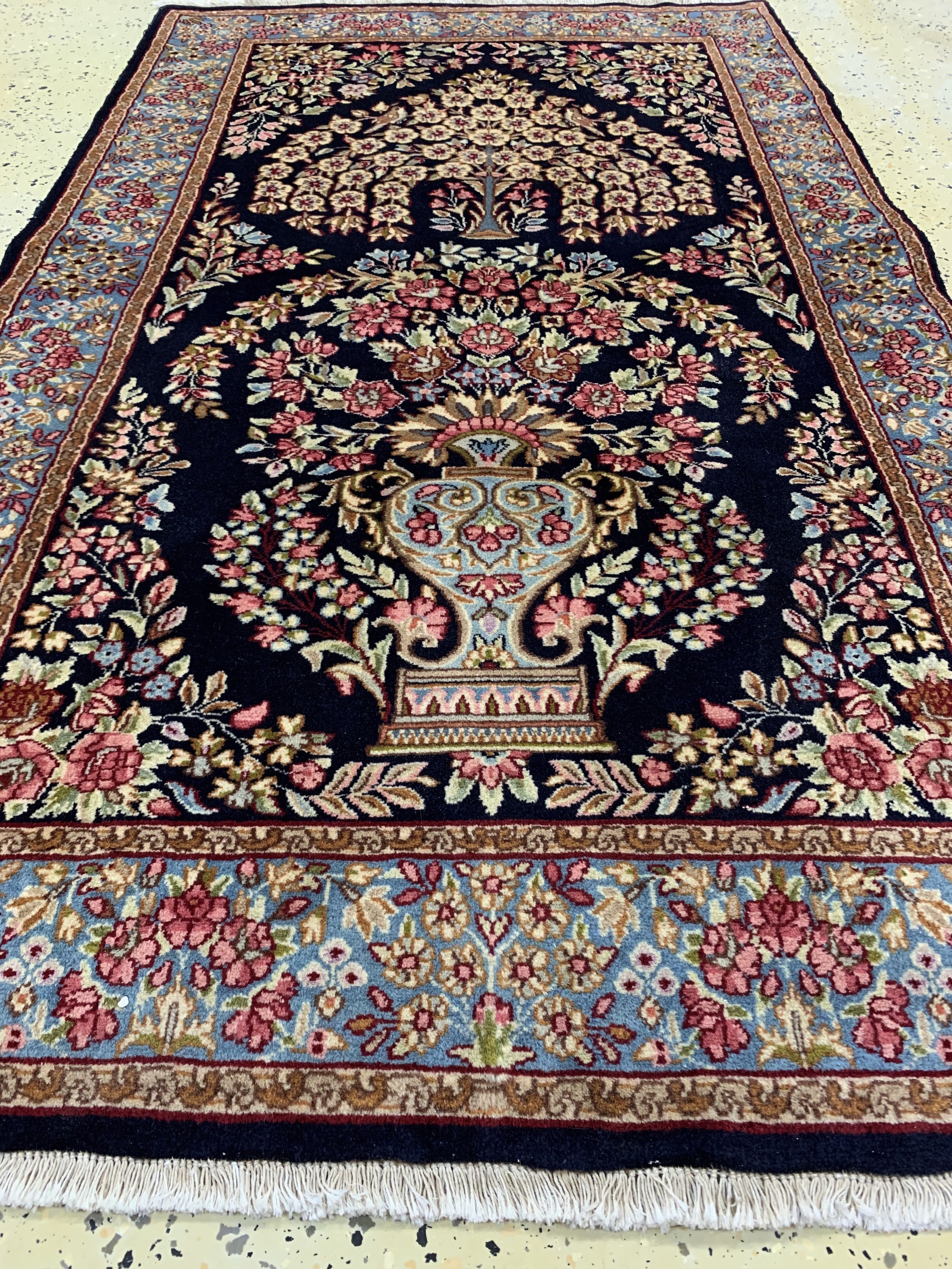 Detail c: Kerman Lawar Kork fein, Persien, ca. 50 Jahre, Korkwolle auf Baumwolle, ca. 179 x 101 cm, EHZ: 2