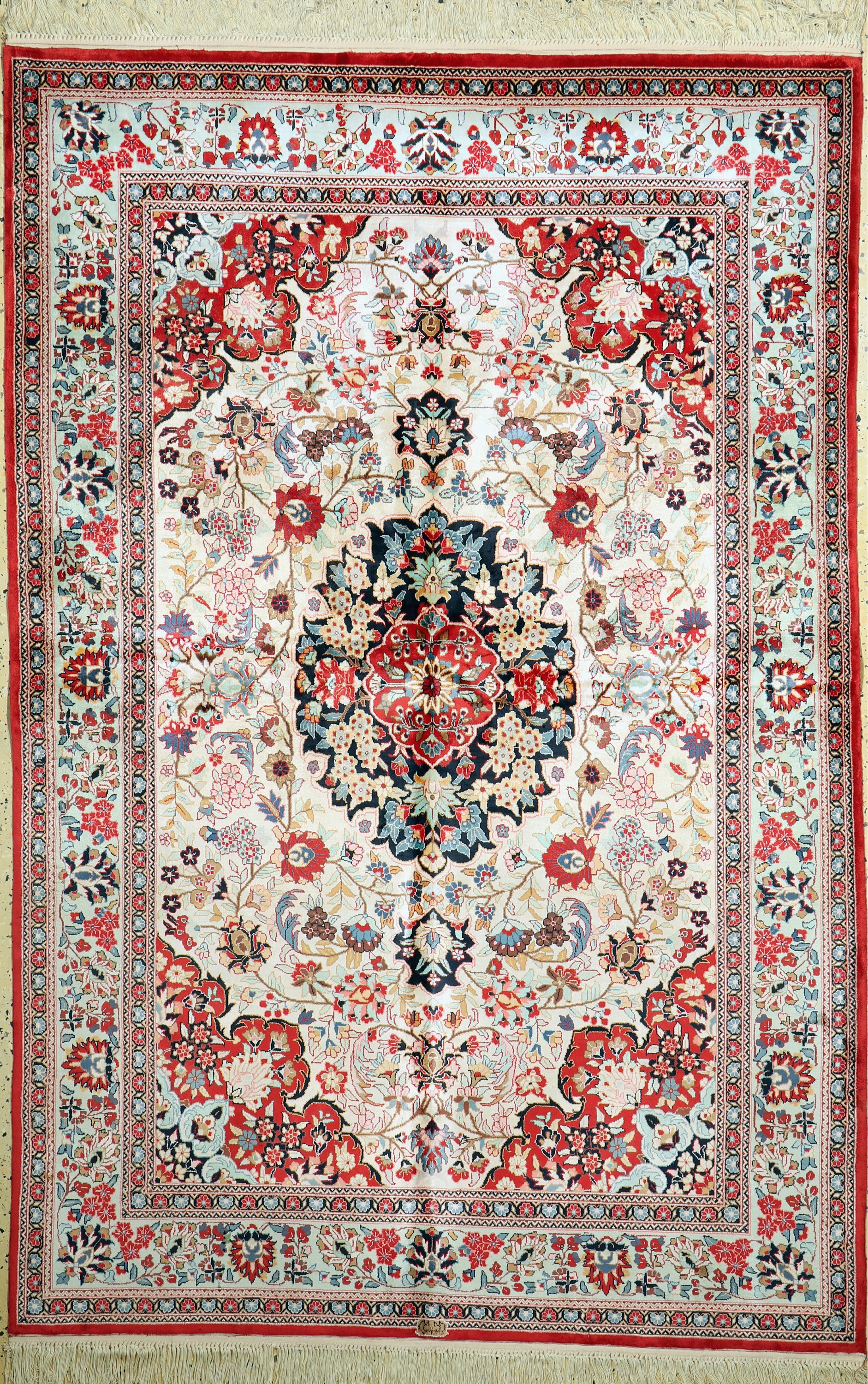 China Seide, ca. 40 Jahre, Seide auf Baumwolle, ca. 208 x 136 cm, EHZ: 2