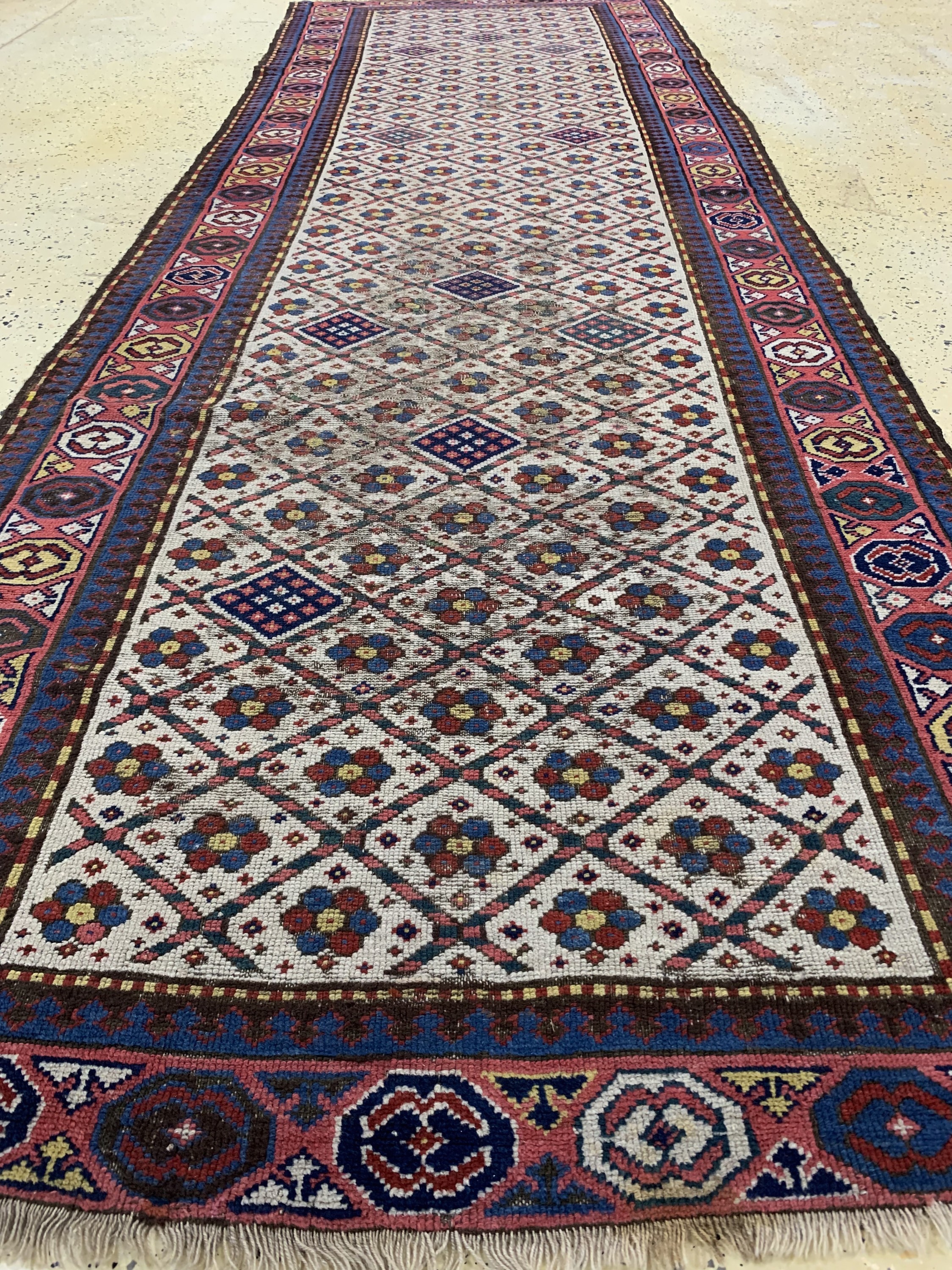 Detail d: Antiker Kazak, Kaukasus, 19.Jhd, Wolle auf Wolle, ca. 357 x 120 cm, EHZ: 4