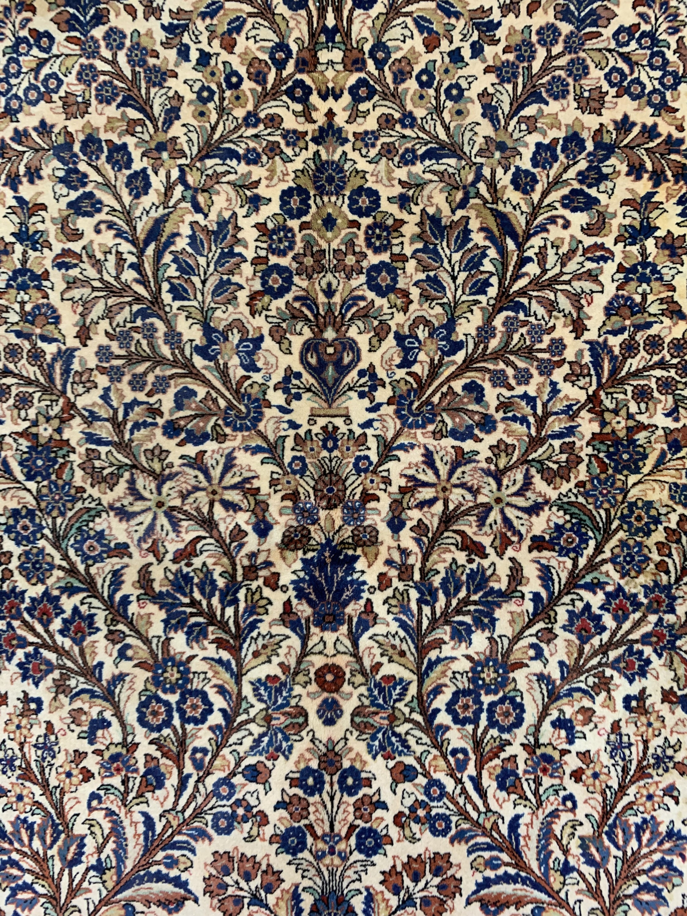Detail c: Sarogh Ghiasabad Kork fein, Persien, um 1960, Korkwolle auf Baumwolle, ca. 202 x 130 cm, EHZ: 2(Fleckig)