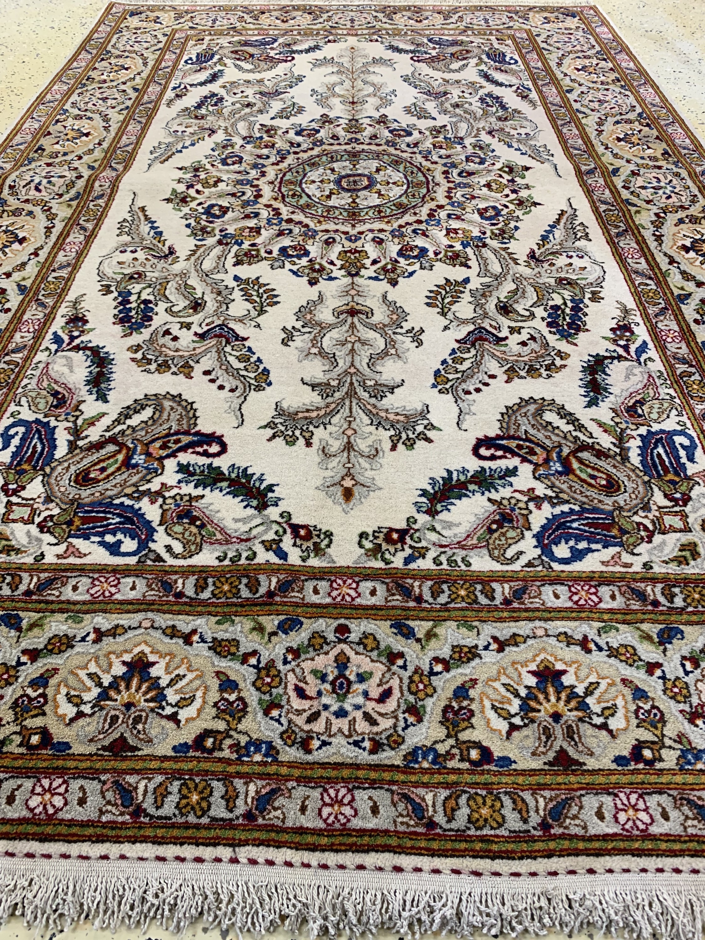 Detail d: Keschan alt signiert, Persien, um 1950, Wolle auf Baumwolle, ca. 222 x 140 cm, EHZ: 1-2