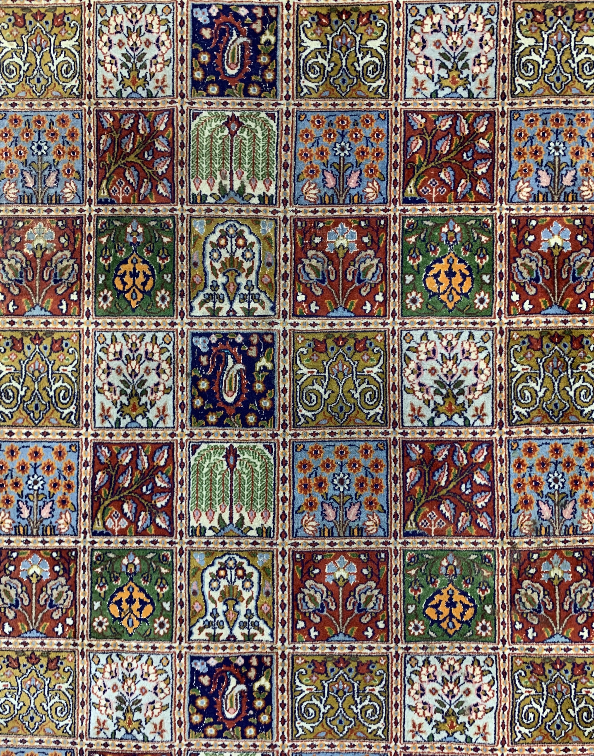 Detail e: Mud Kork fein, Persien, ca. 50 Jahre, Korkwolle mit Seide, ca. 348 x 250 cm, EHZ: 3
