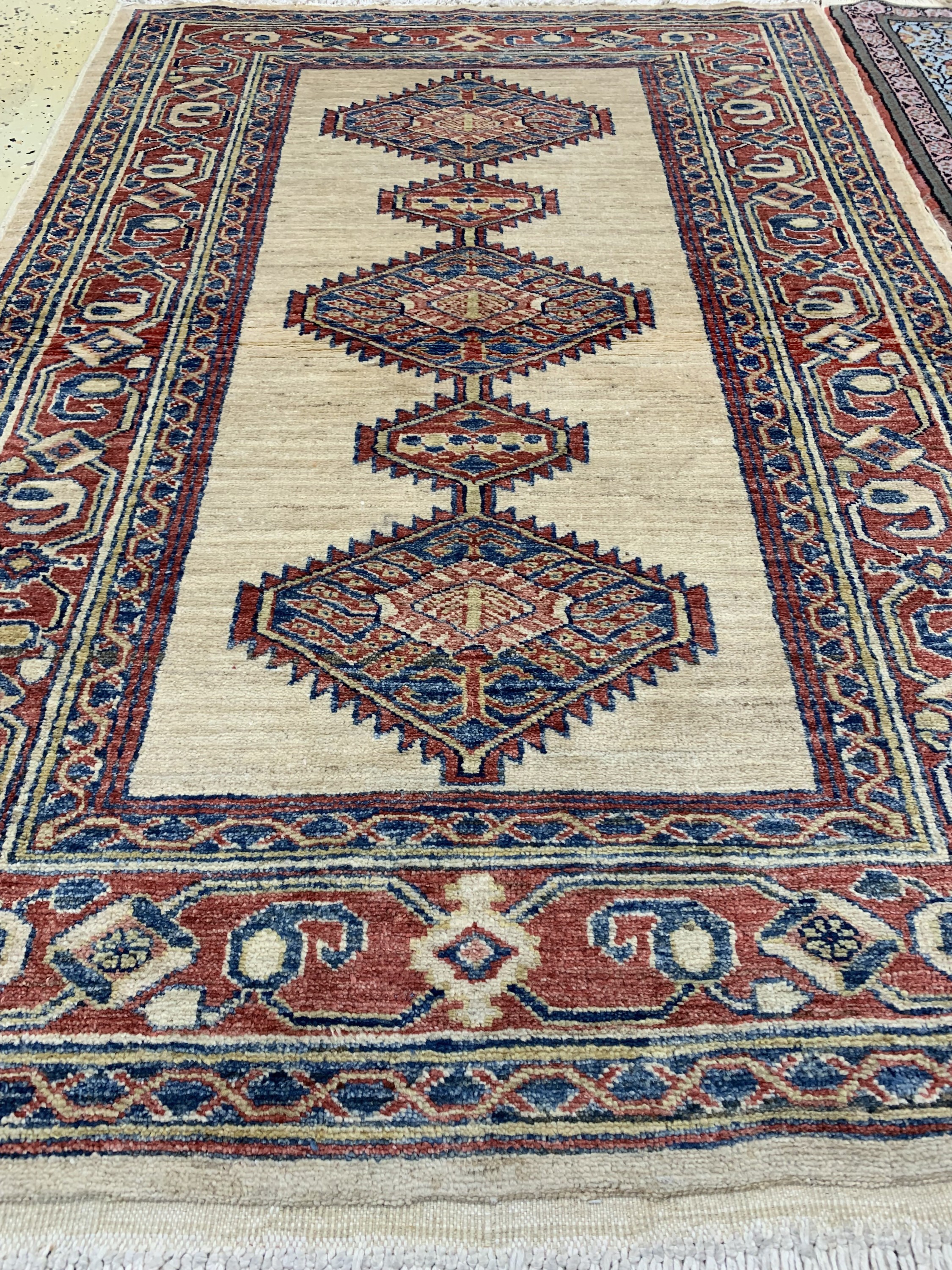 Detail a: Konvolut Kazak & Kayseri, Türkei, ca. 40 Jahre, Wolle auf Baumwolle, ca. 151 x 100 cm, EHZ: 2