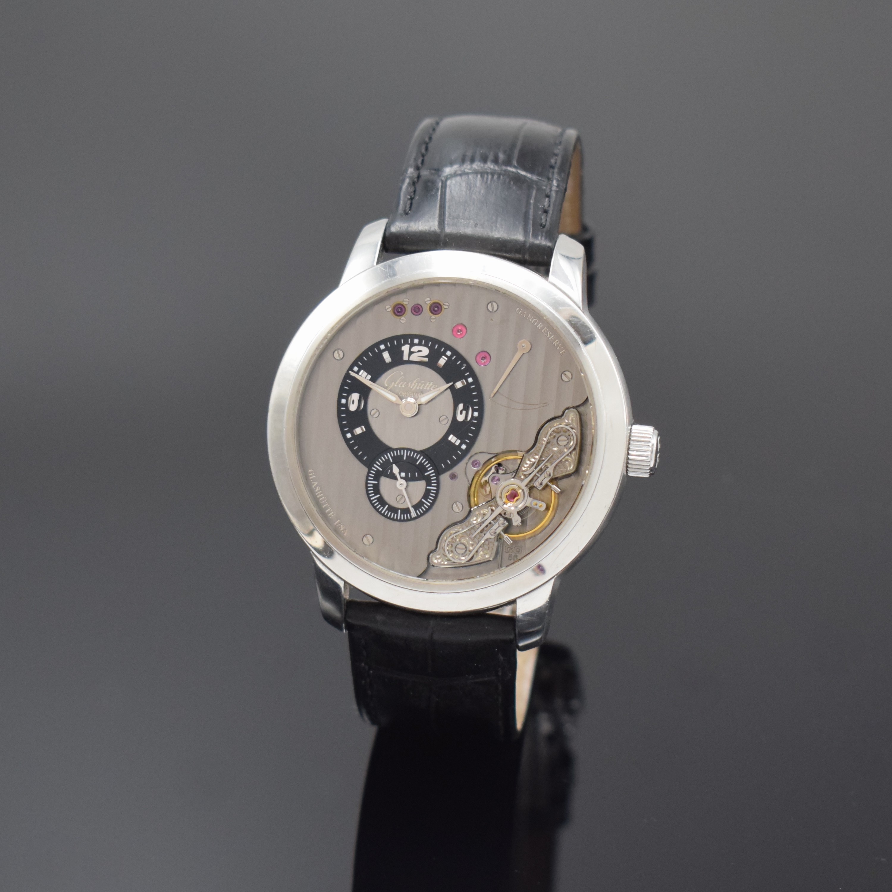 GLASHÜTTE Original PanoInverse Herrenarmbanduhr in Stahl, Deutschland um 2020, Handaufzug, beids. vergl. Geh. inkl. neutr. Lederband m. orig. dopp. ...