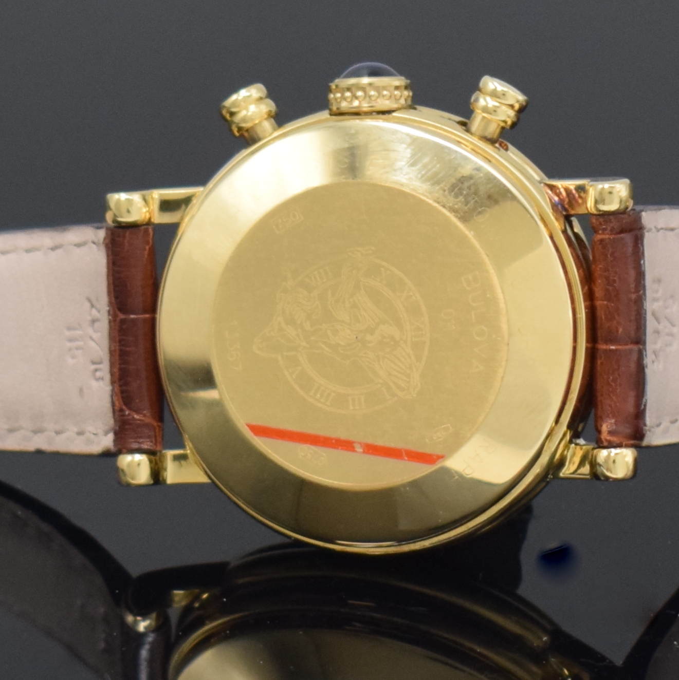 Detail d: BULOVA Armbandchronograph in GG 750/000, Schweiz um 2005, Automatik, Boden aufgedr., Lünette m. Tachymeterskala grav., Schmuckkrone, dunkelgraues ...