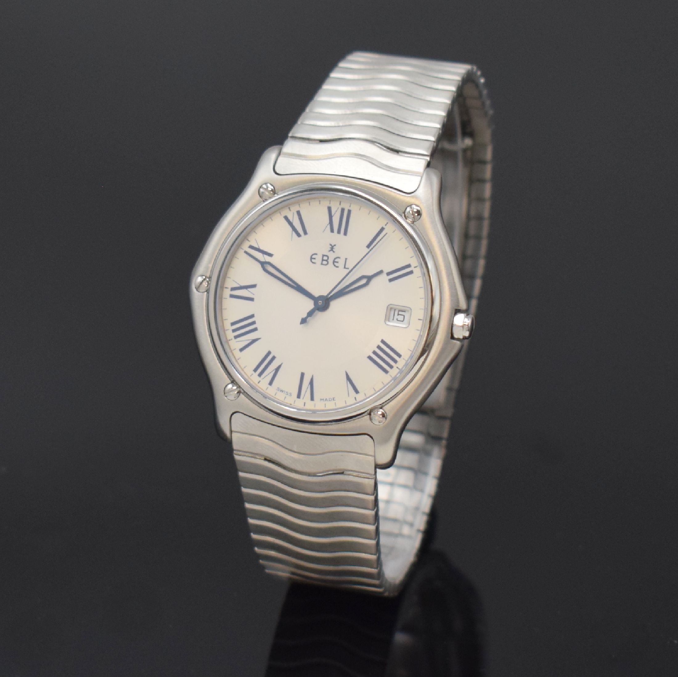 EBEL Herrenarmbanduhr Sport Classic XL Referenz 9187151, Schweiz um 2000, quarz, Edelstahlgeh. inkl. Wellengliederband m. Faltschl., Lünette gegen ...