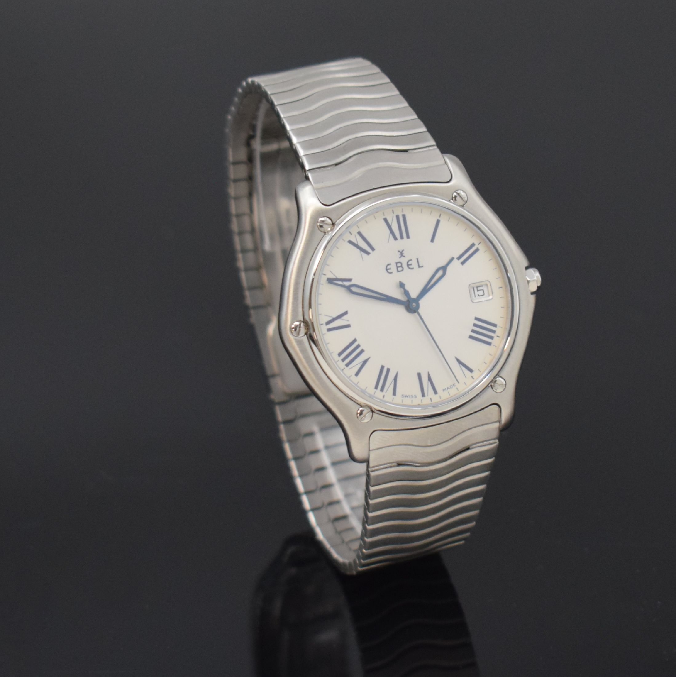 Detail c: EBEL Herrenarmbanduhr Sport Classic XL Referenz 9187151, Schweiz um 2000, quarz, Edelstahlgeh. inkl. Wellengliederband m. Faltschl., Lünette gegen ...