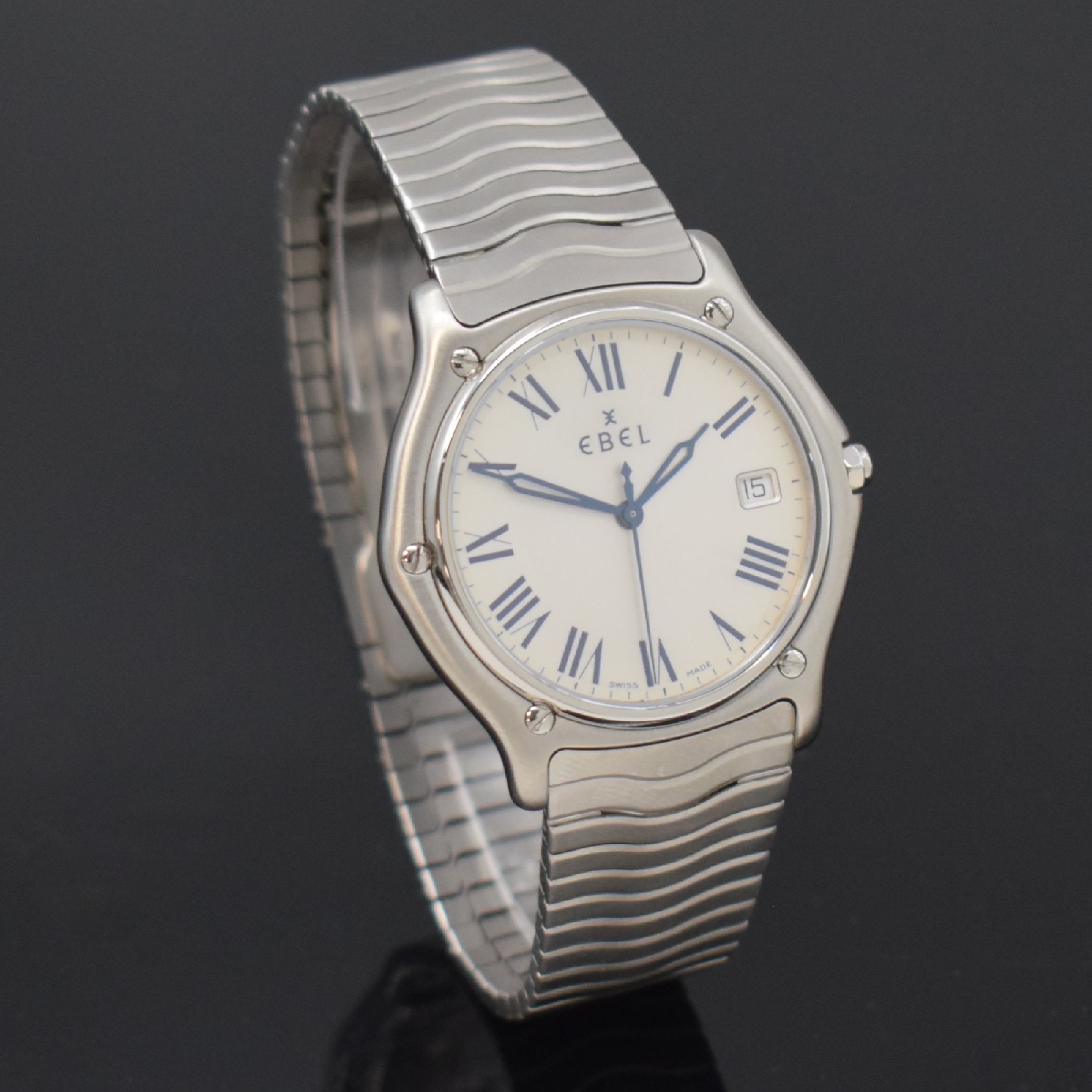 Detail d: EBEL Herrenarmbanduhr Sport Classic XL Referenz 9187151, Schweiz um 2000, quarz, Edelstahlgeh. inkl. Wellengliederband m. Faltschl., Lünette gegen ...
