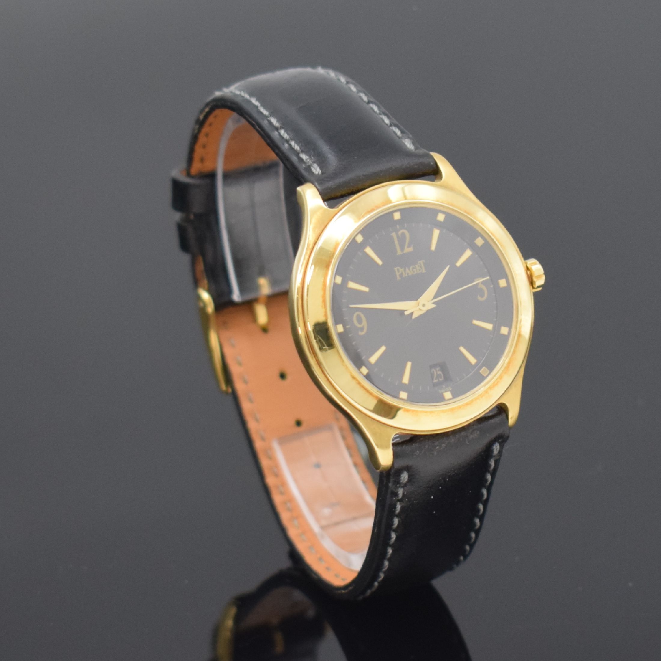 Detail c: PIAGET Citea Armbanduhr in GG 750/000 Referenz 26001, Schweiz um 2000, Automatik, Boden 6-fach verschr., schwarzes Zifferbl. m. gold. Std.-Ind. u. ...