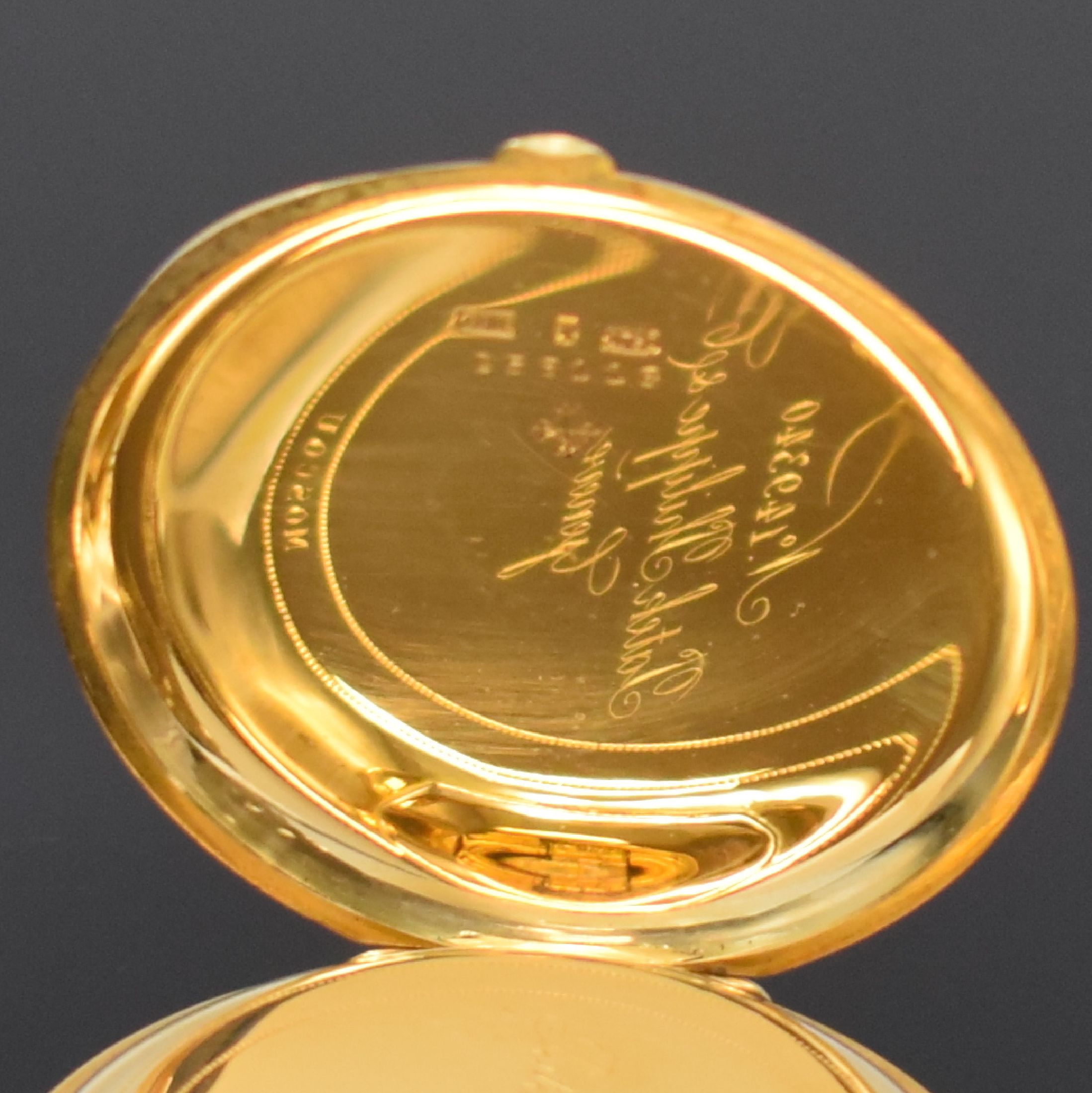 Detail e: PATEK PHILIPPE Savonette in GG 750/000, Schweiz für den russischen Markt um 1915, streifen-guill. 3-Deckel-Goldgeh., a-goutte Schlüsse, späteres ...
