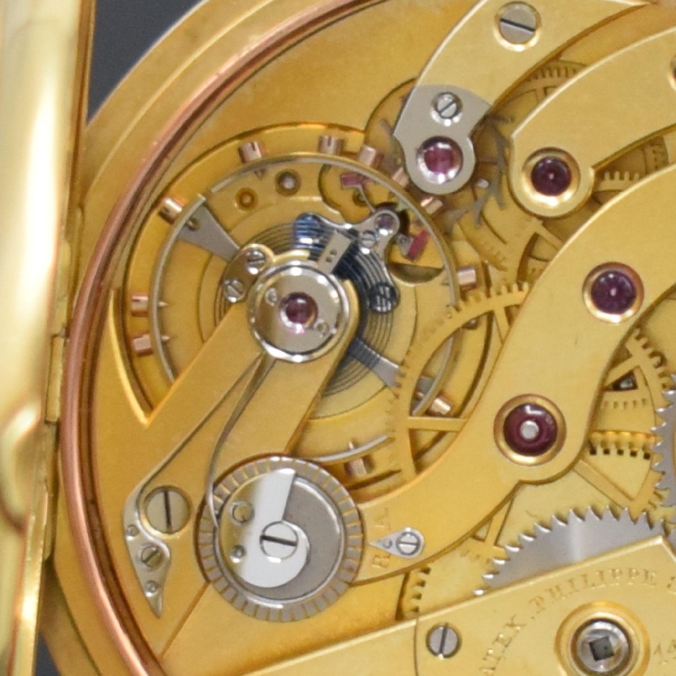 Detail l: PATEK PHILIPPE Savonette in GG 750/000, Schweiz für den russischen Markt um 1915, streifen-guill. 3-Deckel-Goldgeh., a-goutte Schlüsse, späteres ...
