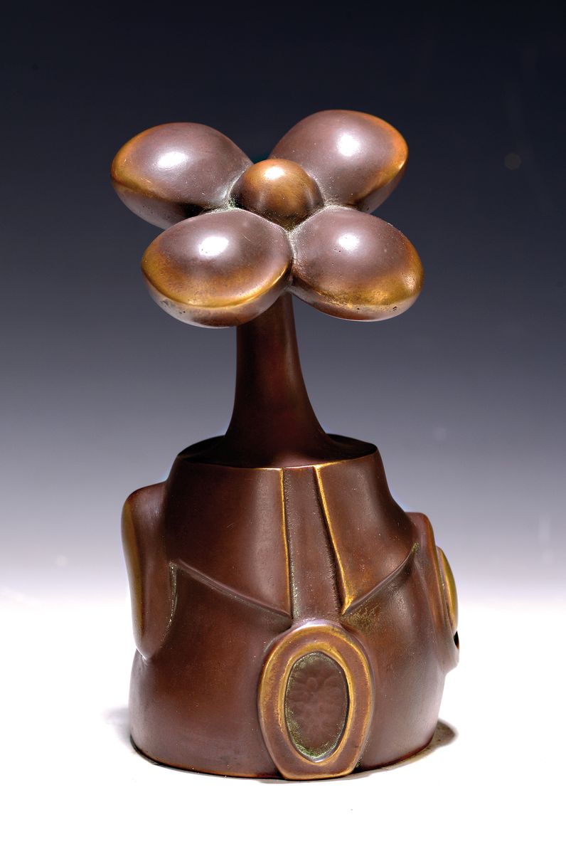 Detail k: Otmar Alt, geb. 1940 Wernigerode, Bronze, "Blume", Ed 42/75, signiert, Bildgießerei Kraas Berlin, Alterssp., H. 14,5 cm
