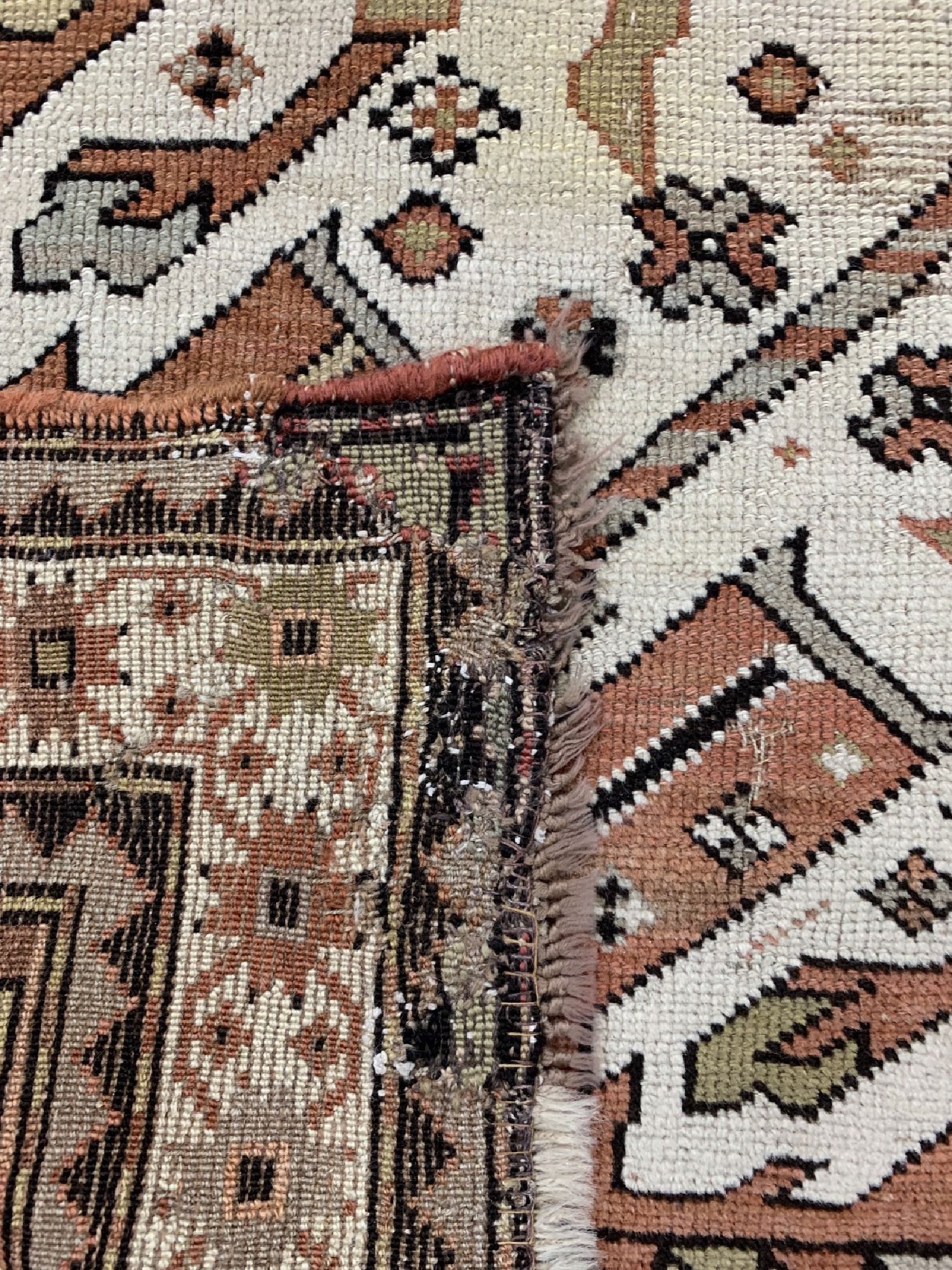 Detail d: Tschelaberd"Adler-Kazak", Kaukasus, 19.Jhd,Wolle auf Wolle, ca. 235 x 144 cm, EHZ: 4