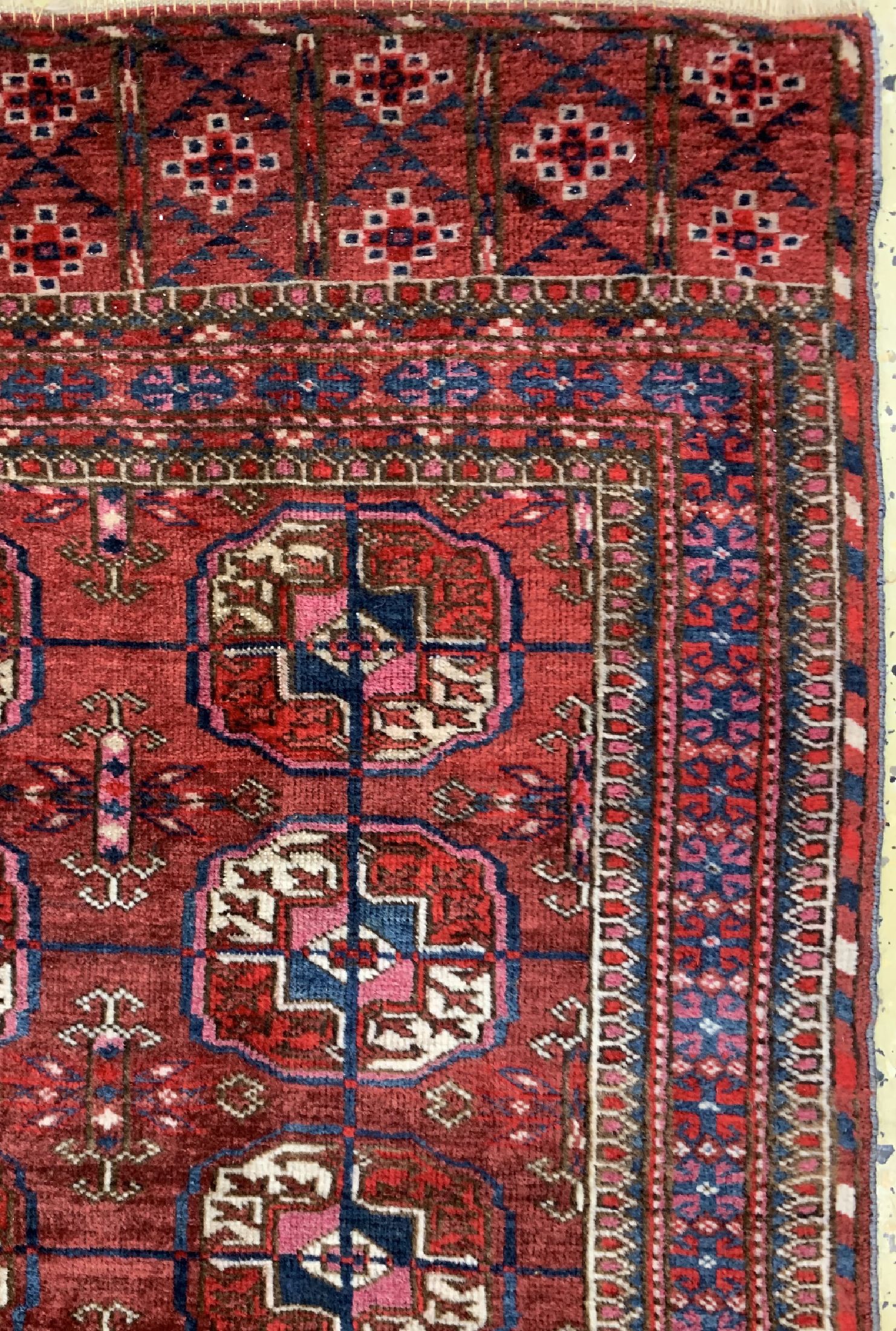 Detail c: Antiker Herdteppich, Turkmenistan, 19.Jhd, Wolle auf Wolle, ca. 120 x 91 cm, EHZ: 3