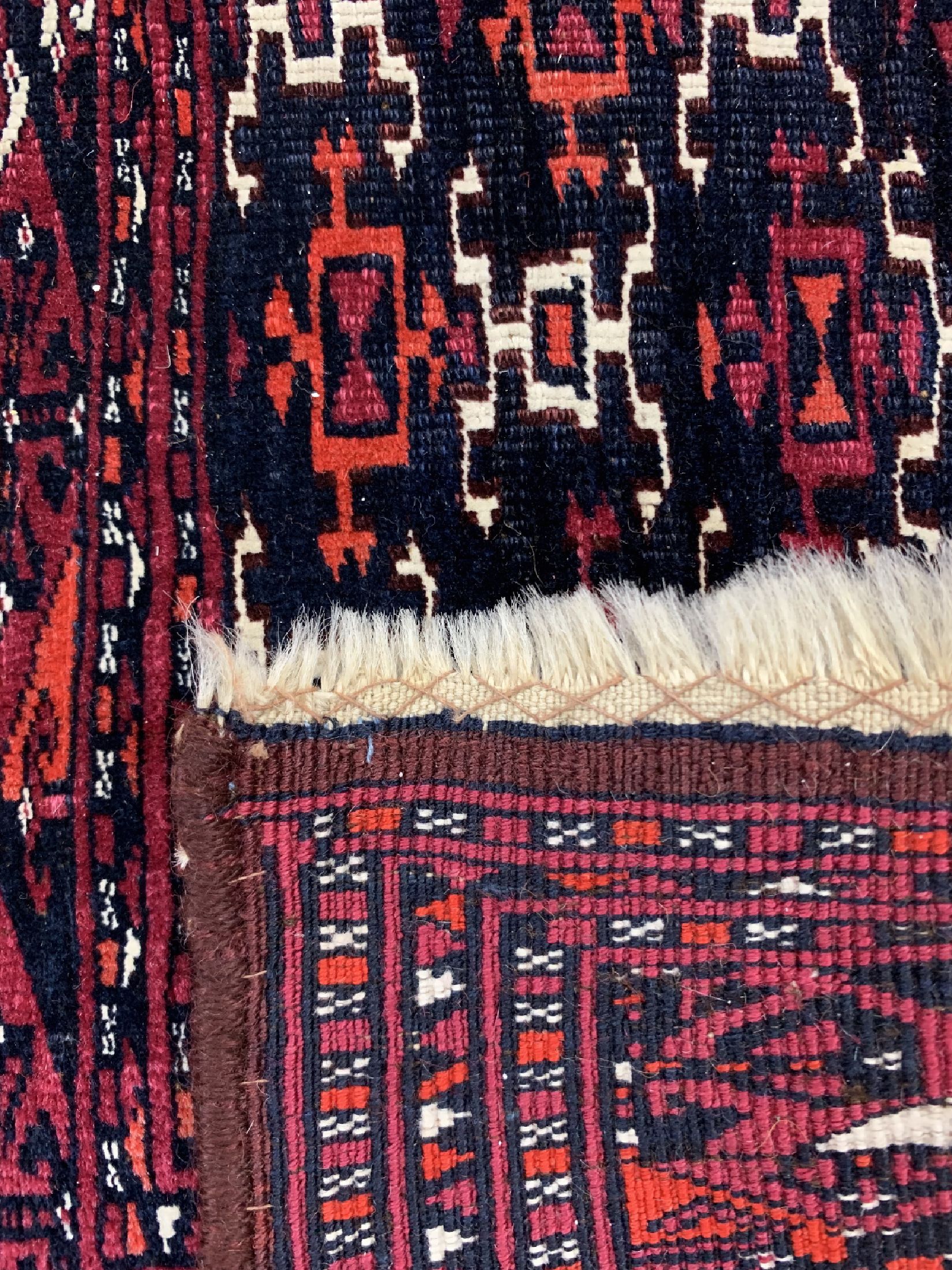 Detail d: Saryk Torba antik, Turkmenistan, 19.Jhd, Wolle auf Wolle mit Baumwoll-Highlights, ca. 96 x 34 cm, EHZ: 3