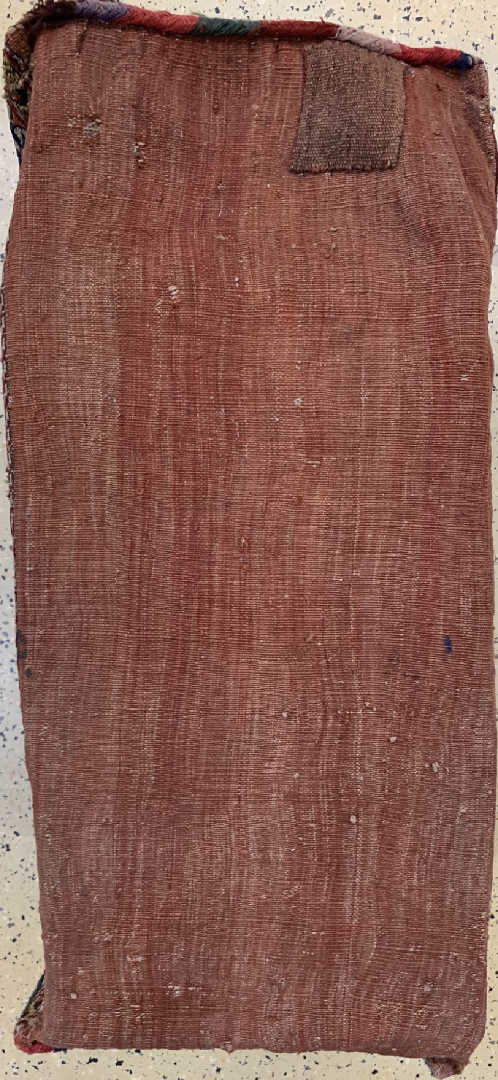Detail f: Komplette Mafrash, Persien, um 1900, Wolle auf Wolle, 90 x 43 x 40 cm, EHZ: 2, kleines Loch