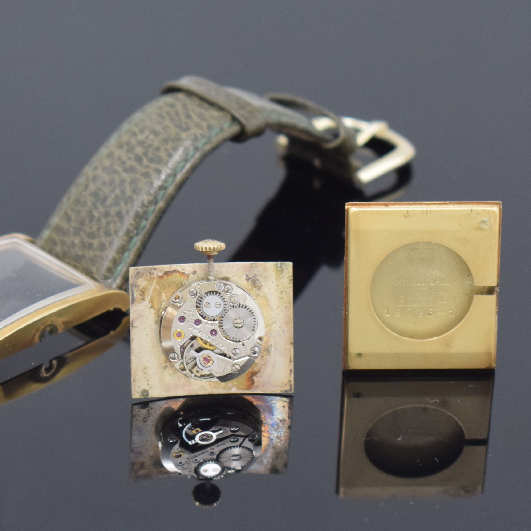 Detail d: TISSOT Stylist Armbanduhr in GG 585/000, Schweiz um 1965, Handaufzug, 2-teil. Geh., Boden aufgedr., silb. Zifferbl. pat./fl., geschw. Zeiger, rhod. ...