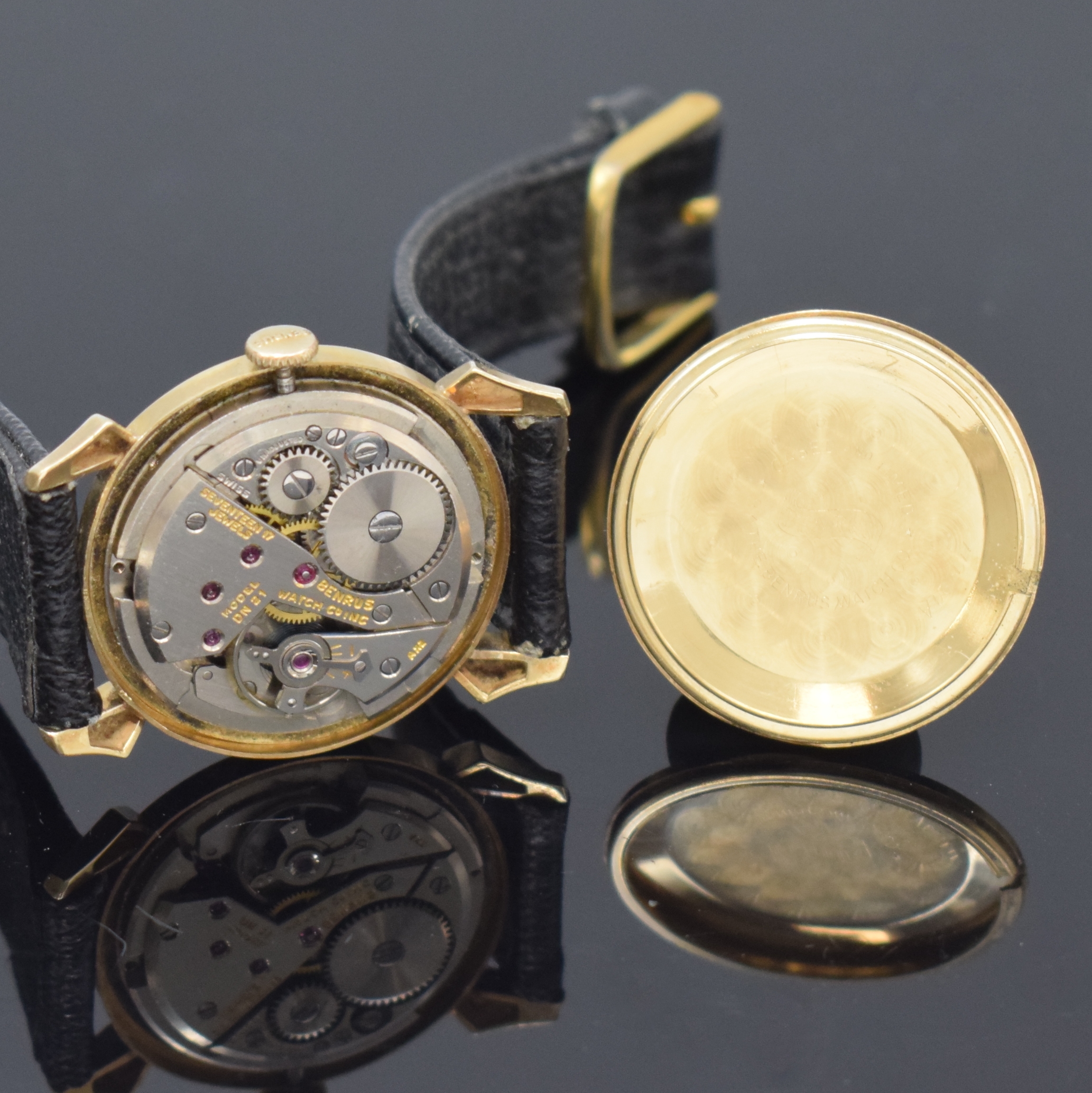 Detail e: BENRUS Armbanduhr in GG 585/000, Handaufzug, Schweiz/USA um 1955, vers. Zifferbl. m. gold. Indizes altersbed. fl., Zeiger m. Diamanten besetzt, rhod. ...