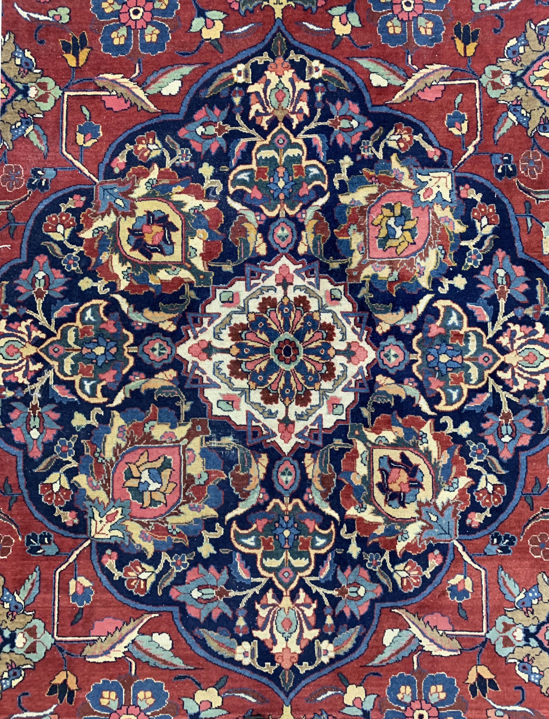 Detail b: Täbriz alt, Persien, um 1950, Wolle auf Baumwolle, ca. 470 x 353 cm, EHZ: 3