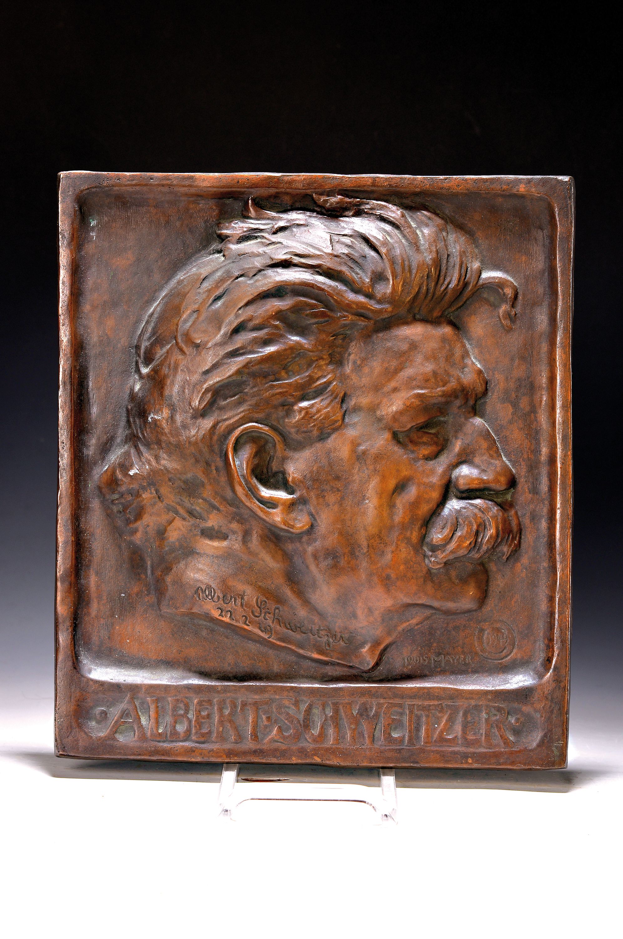 Louis Mayer, geb. 1869, Plakette des Albert Schweitzer, Bronzeguß, im Profilporträt reliefiert, sign- und dat. 1949, ca. 33x29cm