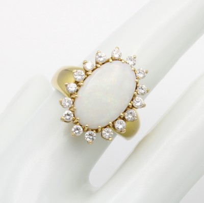Image 26744877 - Ring mit Opal und Brillanten