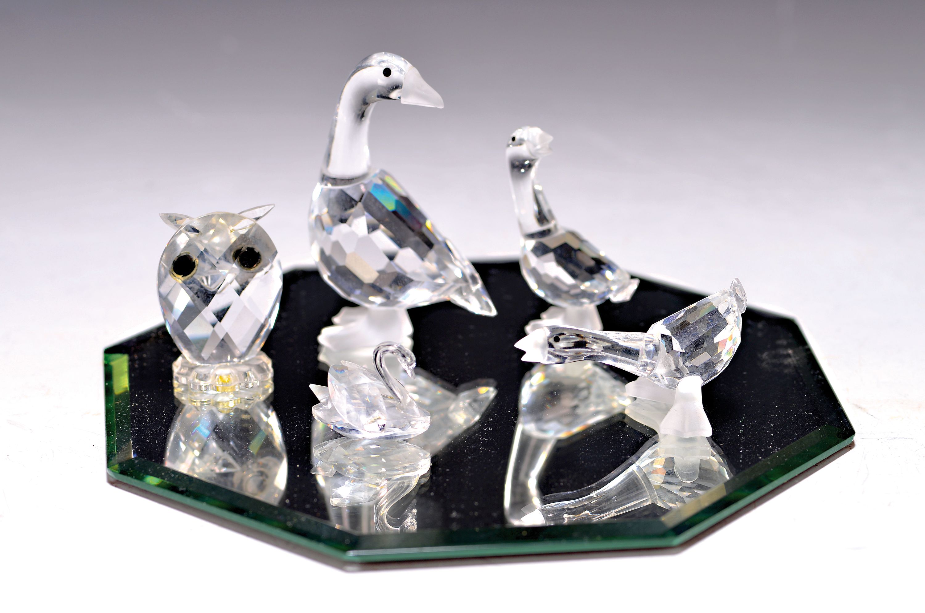 5 Swarovski-Tierfiguren, facettiertes Kristallglas, Eule, Gans, 2 Enten, Schwan, H. ca. 2-6cm