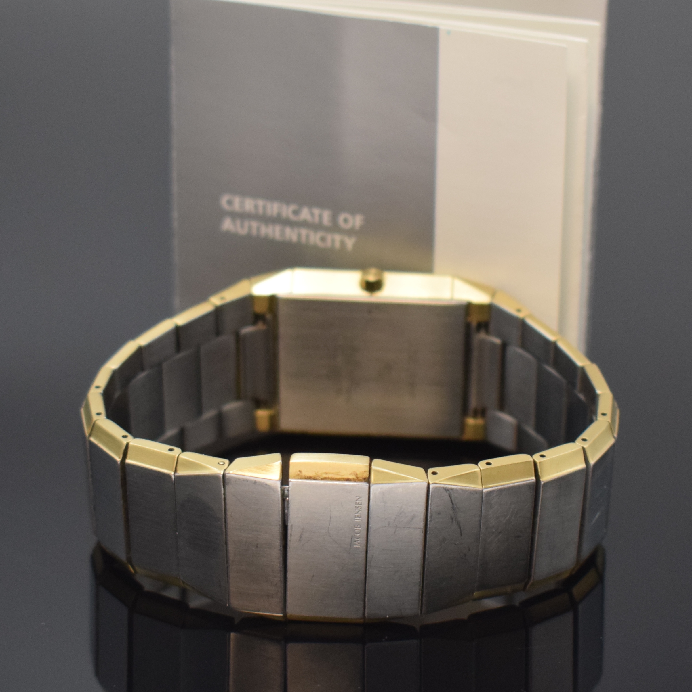Detail b: JACOB JENSEN Design-Armbanduhr Referenz 553 in Stahl, Schweiz lt. orig. Papier verk. 2018,quartz, rechteckiges Geh., integr. massives Gliederband m. ...