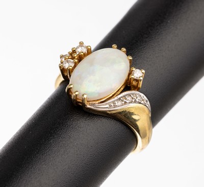 Image 26745182 - 14 kt Gold Opal-Diamant-Ring