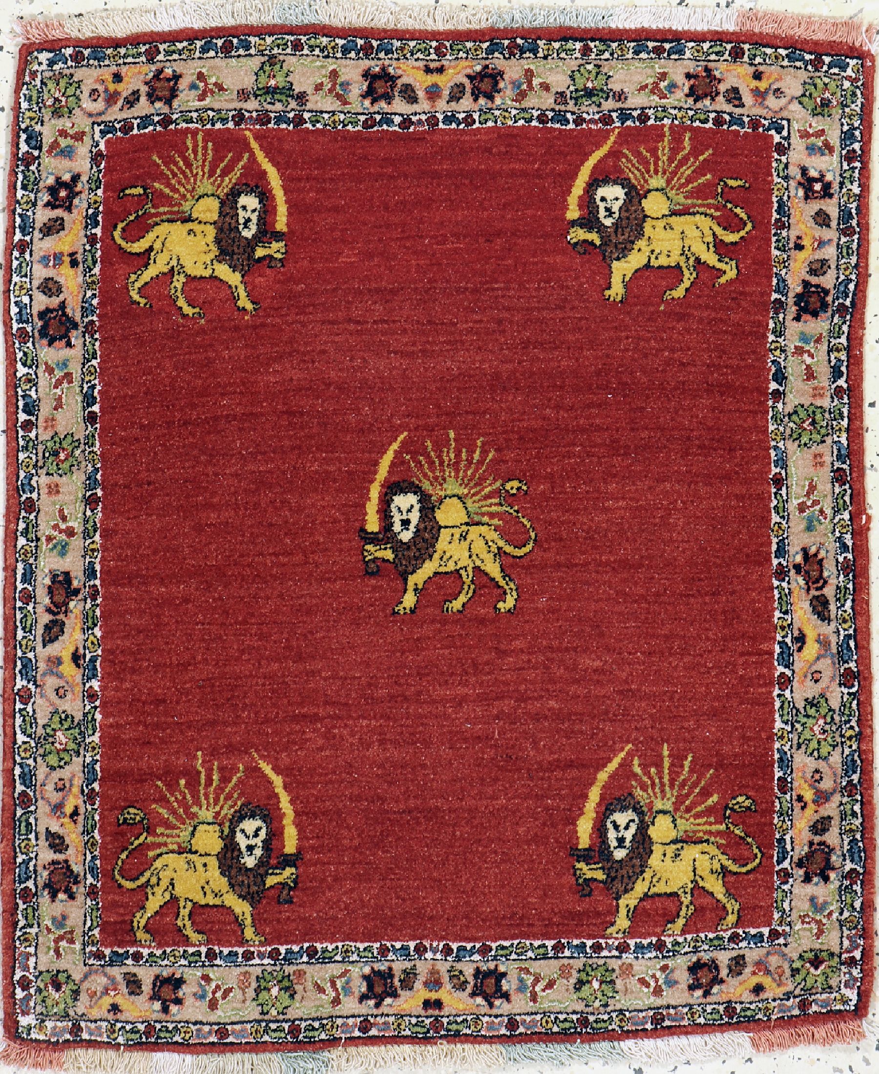 Bidjar"Haft-Rang"fein mit Schiro Khorschid( Löwe & Sonne), Persien, um 1950, Korkwolle auf Seide, ca. 82 x 70 cm, EHZ: 1-2