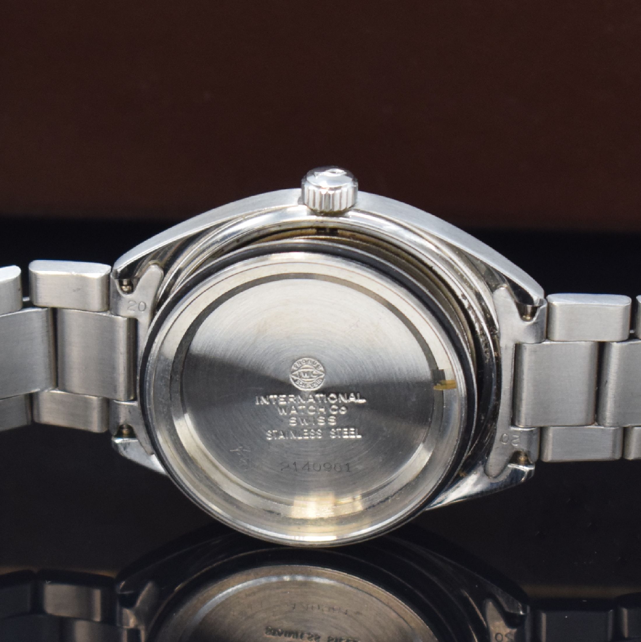 Detail g: IWC Yacht-Club Herrenarmbanduhr in Stahl Referenz 811 AD,, Schweiz um 1971, Automatik, verschr. Geh., Boden m. Widmung, orig. Gliederband m. ...