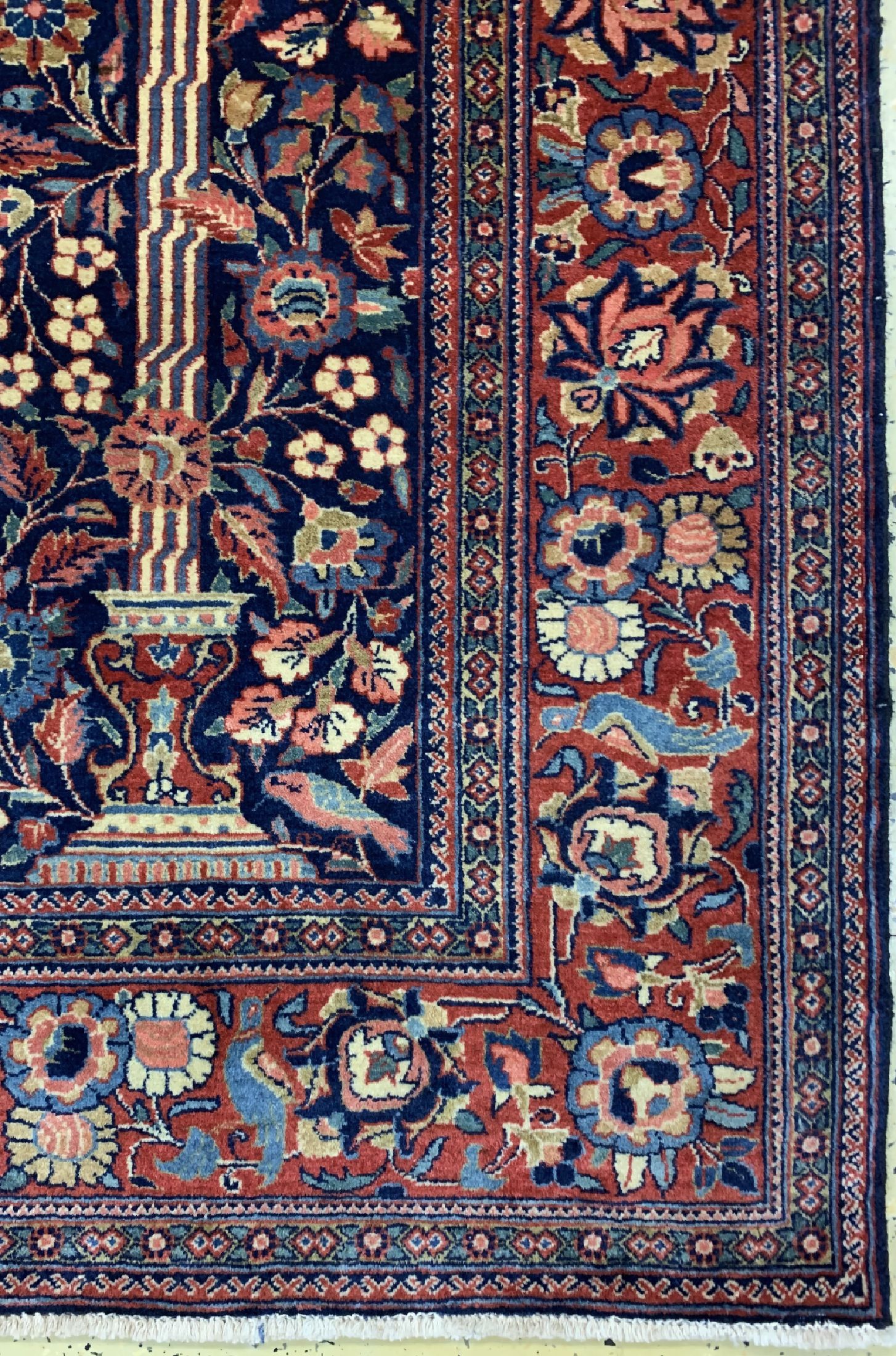 Detail a: Keschan Kork fein Persien, "Königs-Krone", um 1920/1930, Korkwolle auf Baumwolle, ca. 204x 133 cm, EHZ: 1-2