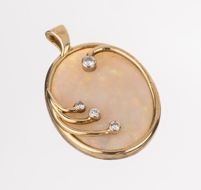 Image 26745513 - 14 kt gold opal-brilliant-pendant