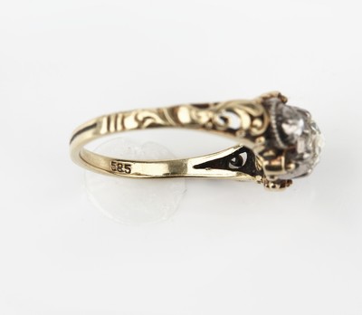 26745553e - 14 kt Gold Diamant-Ring, um 1820/30