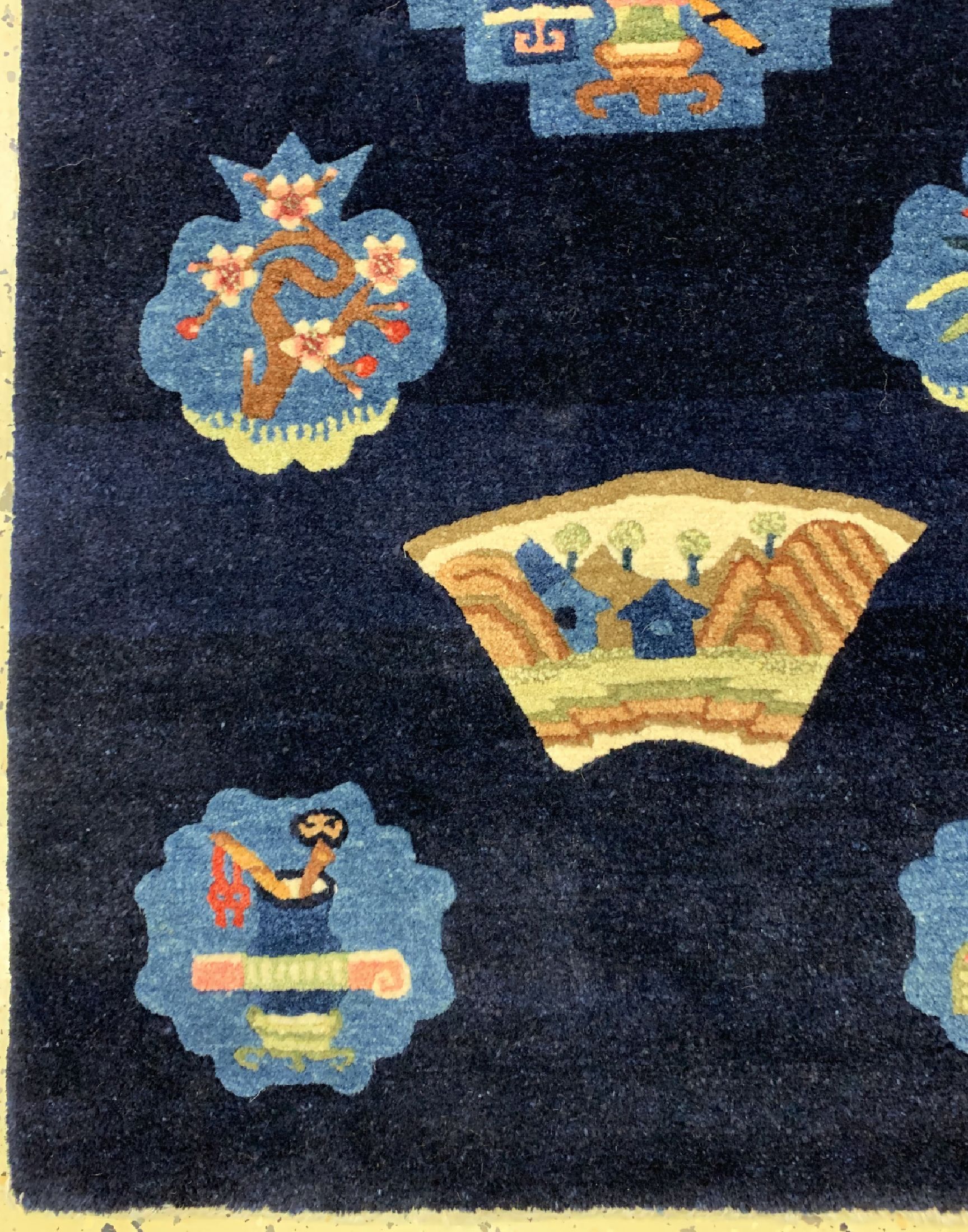 Detail b: Antiker Pao Tow, China, um 1900, Wolle auf Baumwolle, ca. 133 x 69 cm, EHZ: 1-2