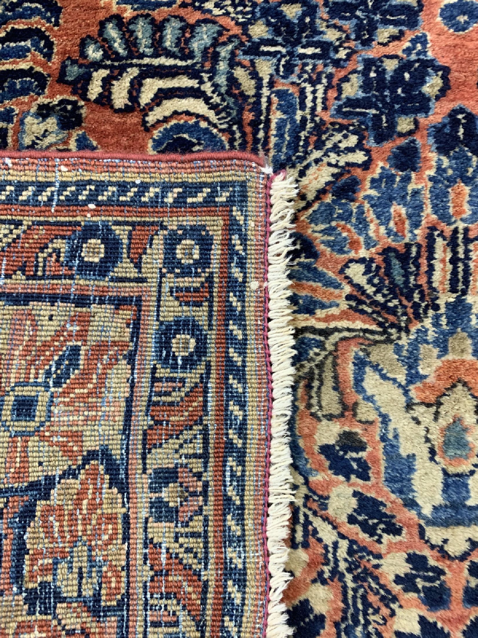 Detail f: Us Re-Import Sarogh, Persien, um 1910/1920,Korkwolle auf Baumwolle, ca. 235 x 127 cm, EHZ: 1-2