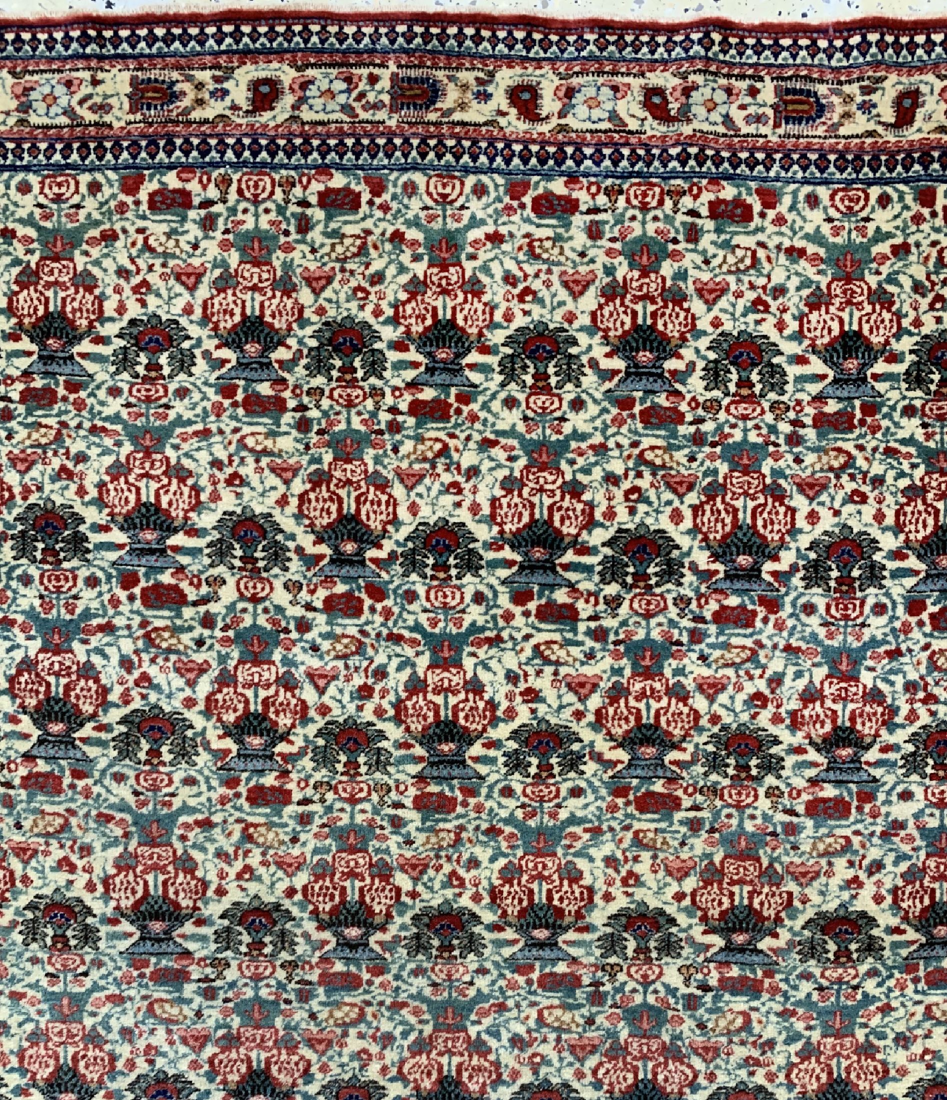 Detail c: Teheran"Zili-Sultan", Persien, um 1940/1950, Wolle auf Baumwolle, ca. 305 x 206 cm, EHZ: 1-2