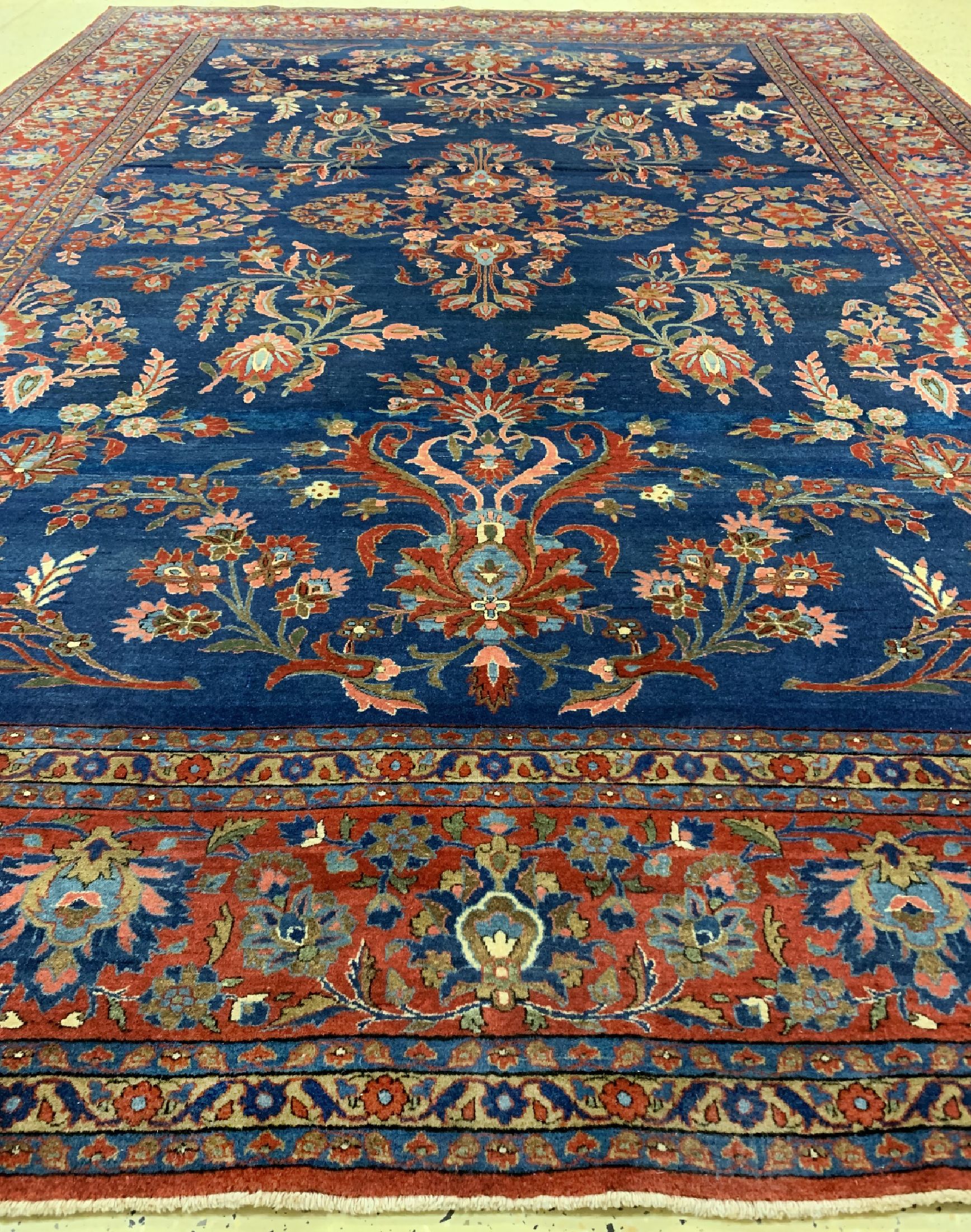 Detail e: Us Re-Import Keschan antik, Persien, um 1900, Manchester-Korkwolle, ca. 355 x 248 cm, EHZ: 1-2