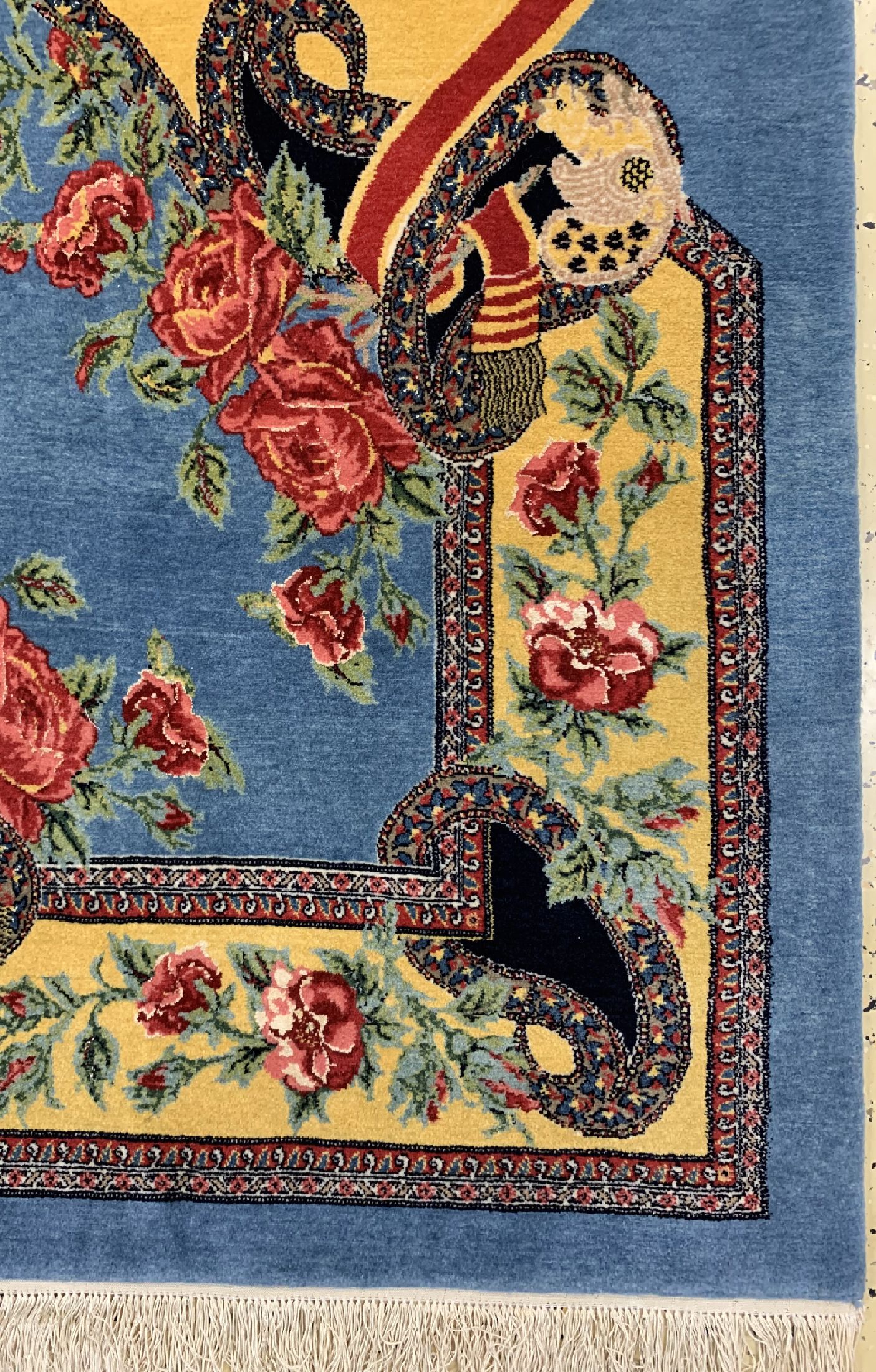 Detail a: Senneh Sehr fein Persien, "Shiro-Khorshid &Krone", ca. 30 Jahre, Korkwolle mit und auf Seide, ca. 340 x 215 cm, ca. 1,0 Mio. Kn/qm, EHZ: 1